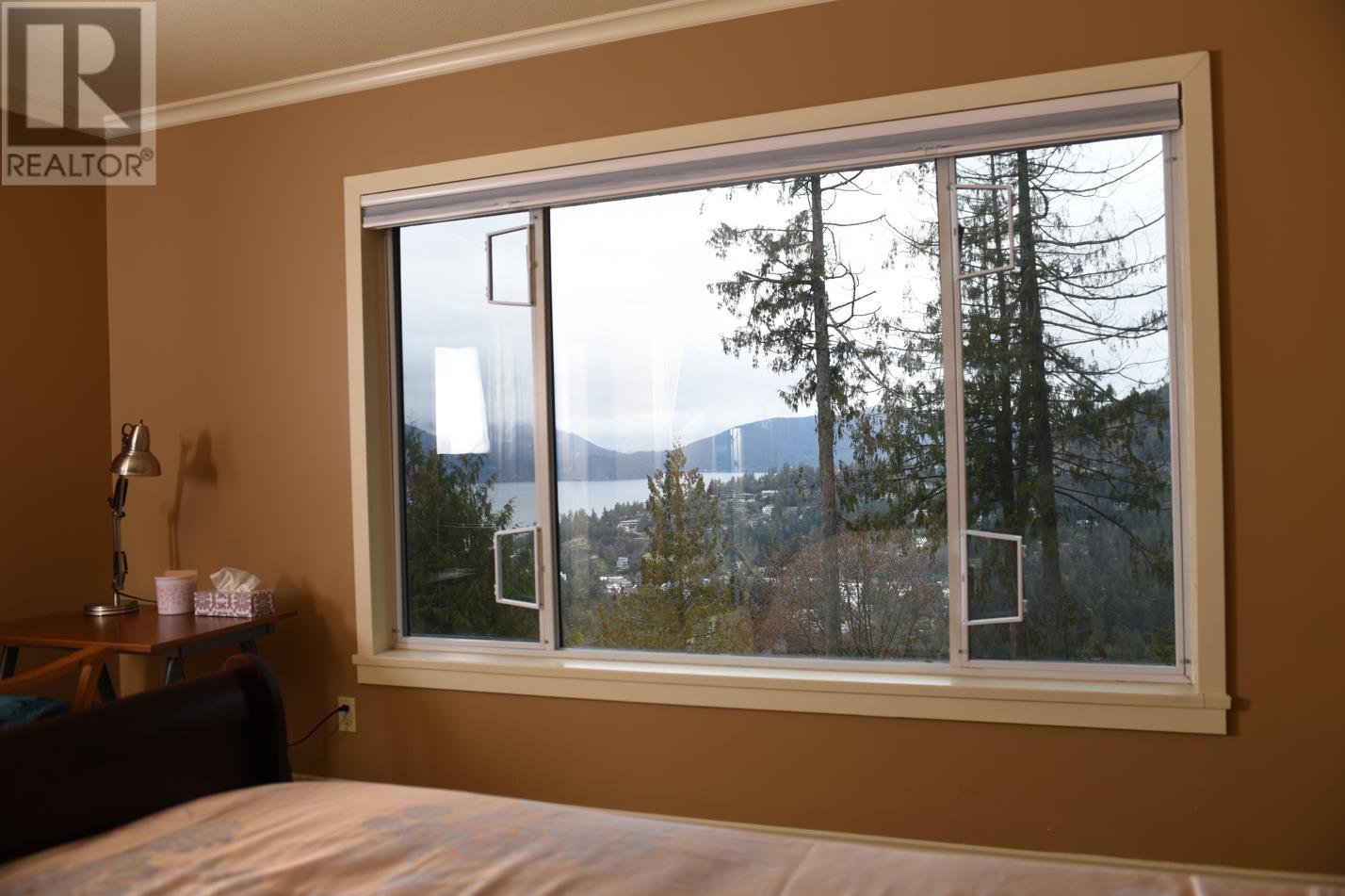 5339 Monte Bre Crescent, West Vancouver, British Columbia  V7W 3A7 - Photo 23 - R2976082