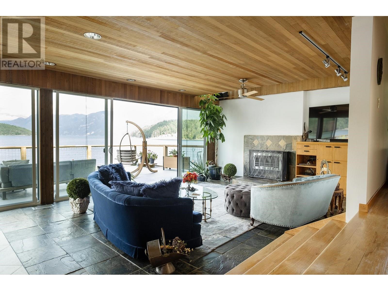 5435 Jervis Inlet Road, Egmont, British Columbia  V0N 2H4 - Photo 9 - R2974687