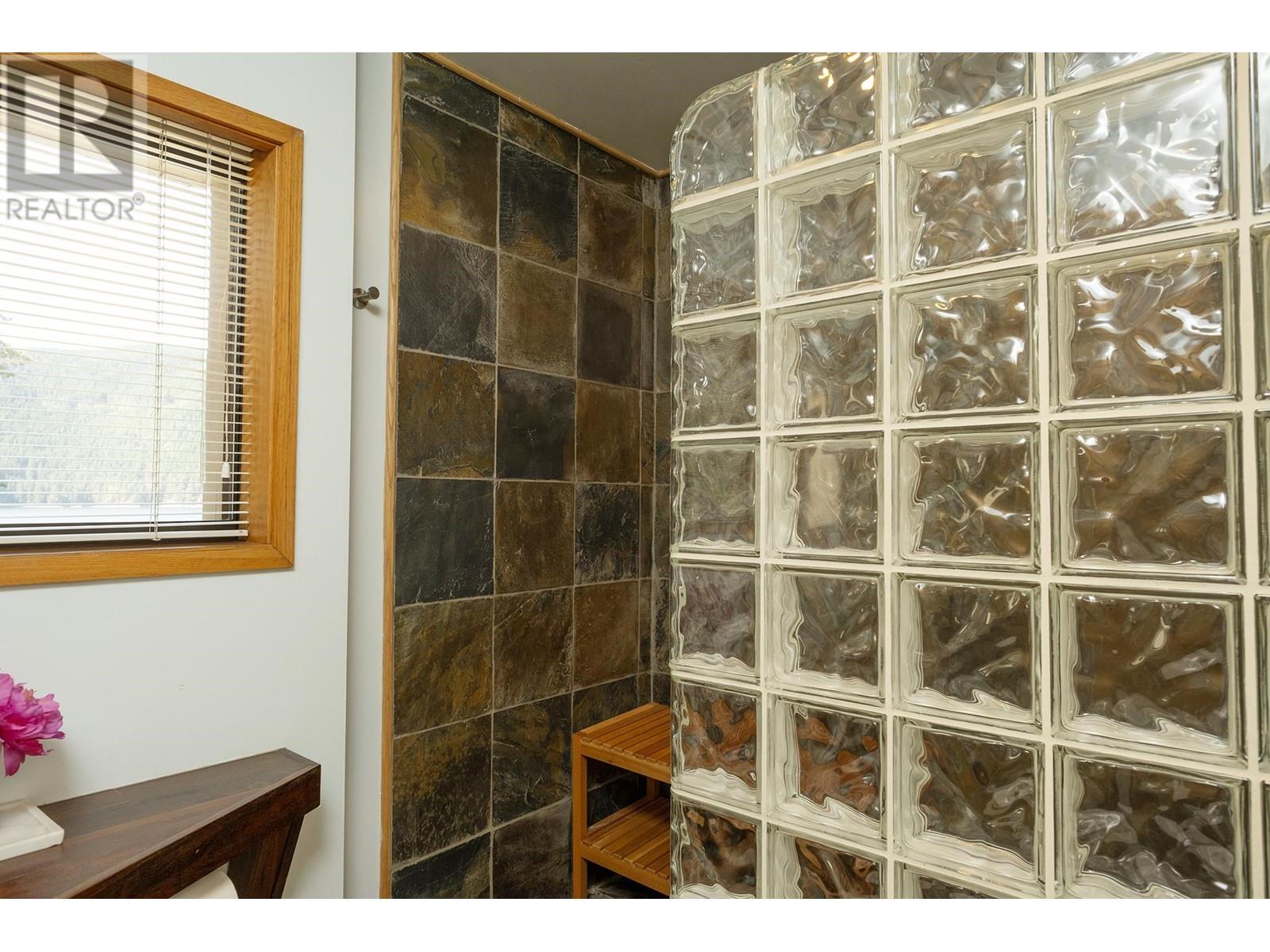 5435 Jervis Inlet Road, Egmont, British Columbia  V0N 2H4 - Photo 27 - R2974687