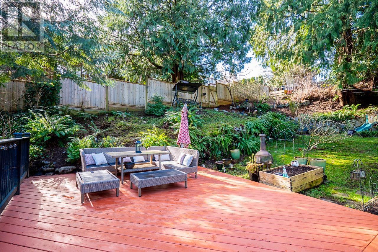 3345 Viewmount Drive, Port Moody, British Columbia  V3H 2L8 - Photo 10 - R2973155