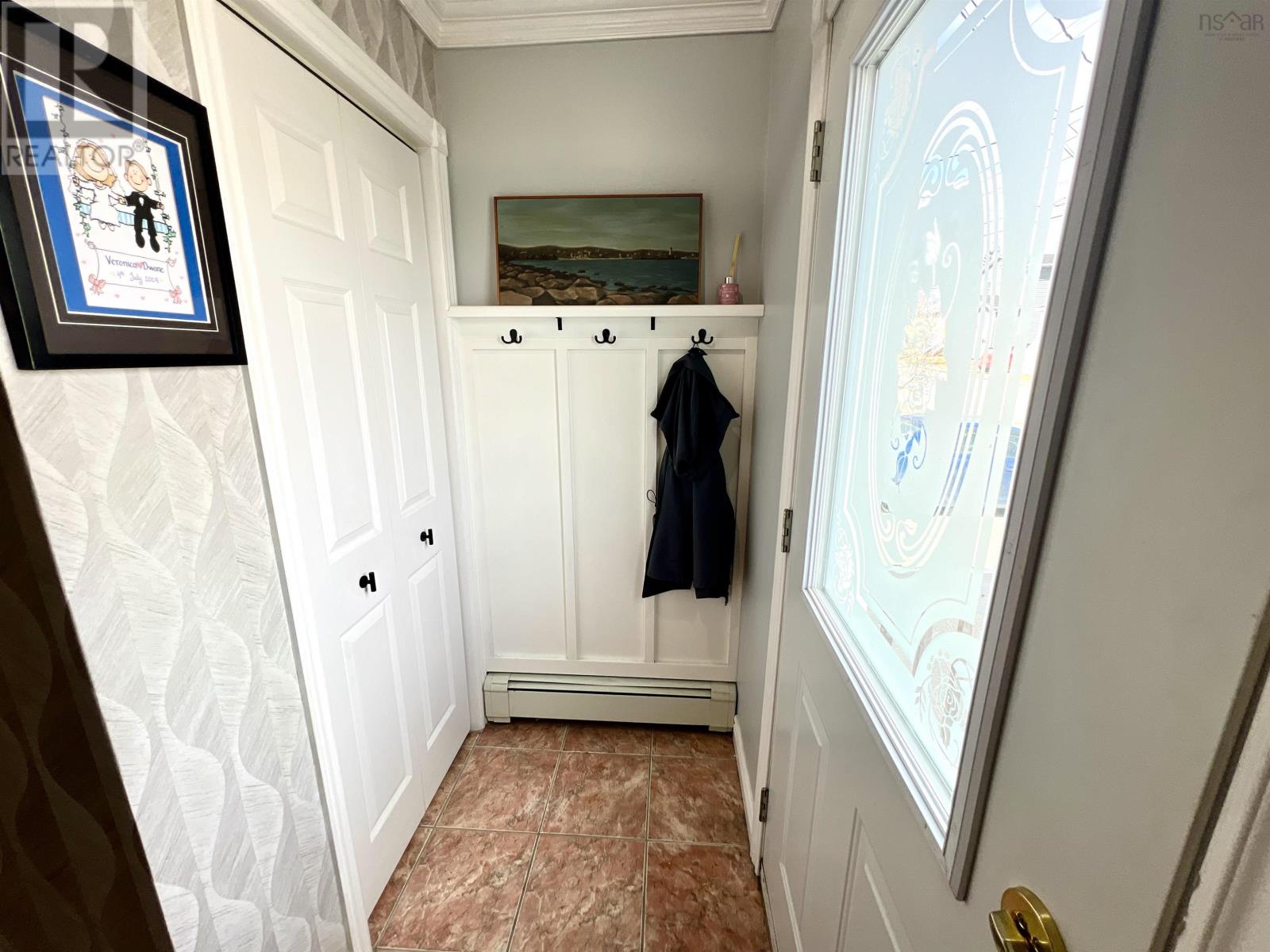 132 Bruce Street, Glace Bay, Nova Scotia  B1A 3E5 - Photo 2 - 202504965