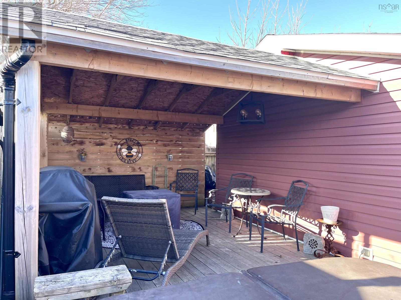 132 Bruce Street, Glace Bay, Nova Scotia  B1A 3E5 - Photo 3 - 202504965