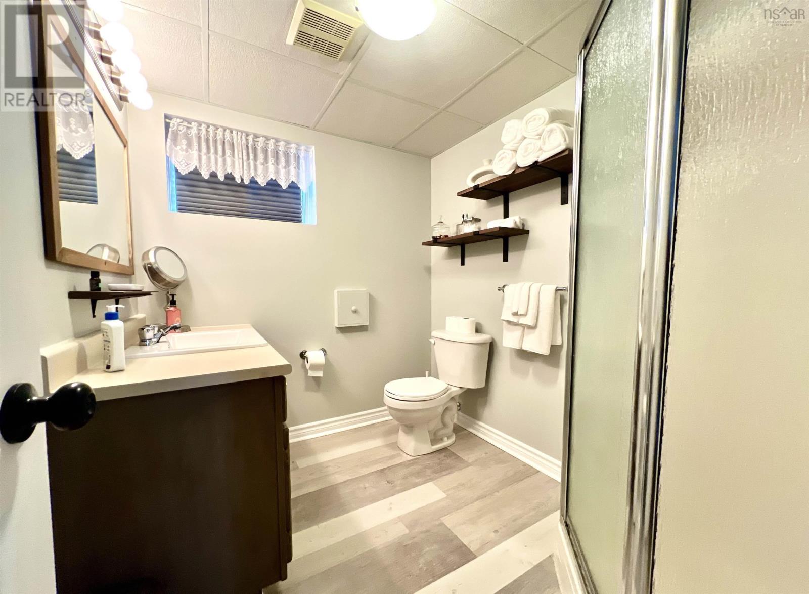 132 Bruce Street, Glace Bay, Nova Scotia  B1A 3E5 - Photo 32 - 202504965