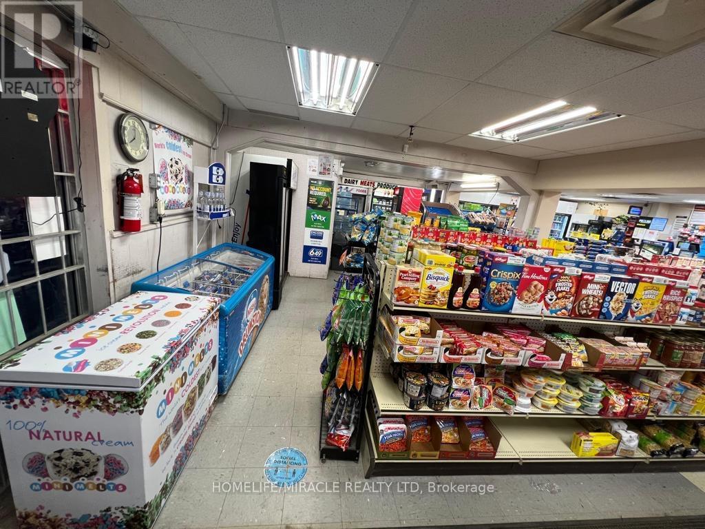6955- 6957 Tecumseh Road, Lakeshore, Ontario  N0R 1N0 - Photo 6 - X8157232