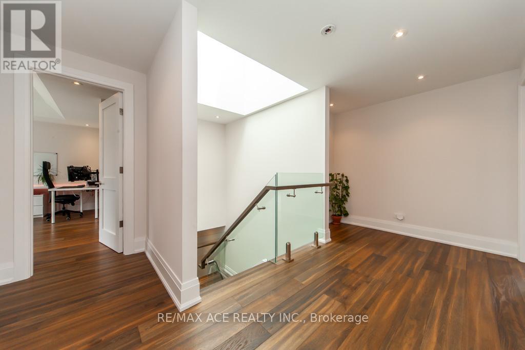 44 Muir Drive, Toronto, Ontario  M1M 3B4 - Photo 12 - E12021980