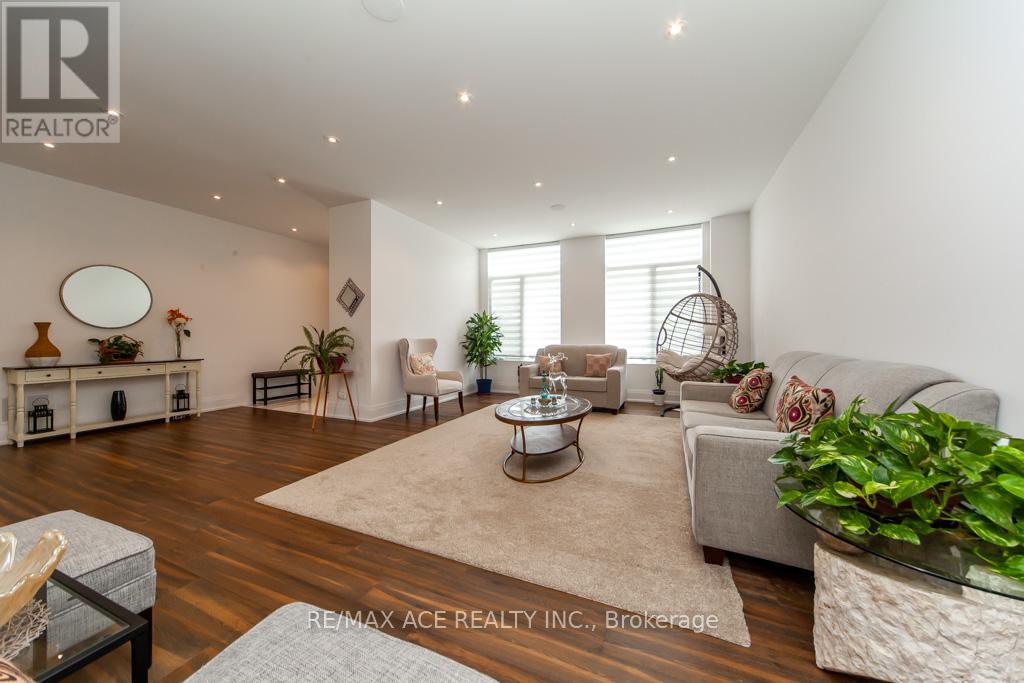 Property at 44 MUIR DRIVE image 3