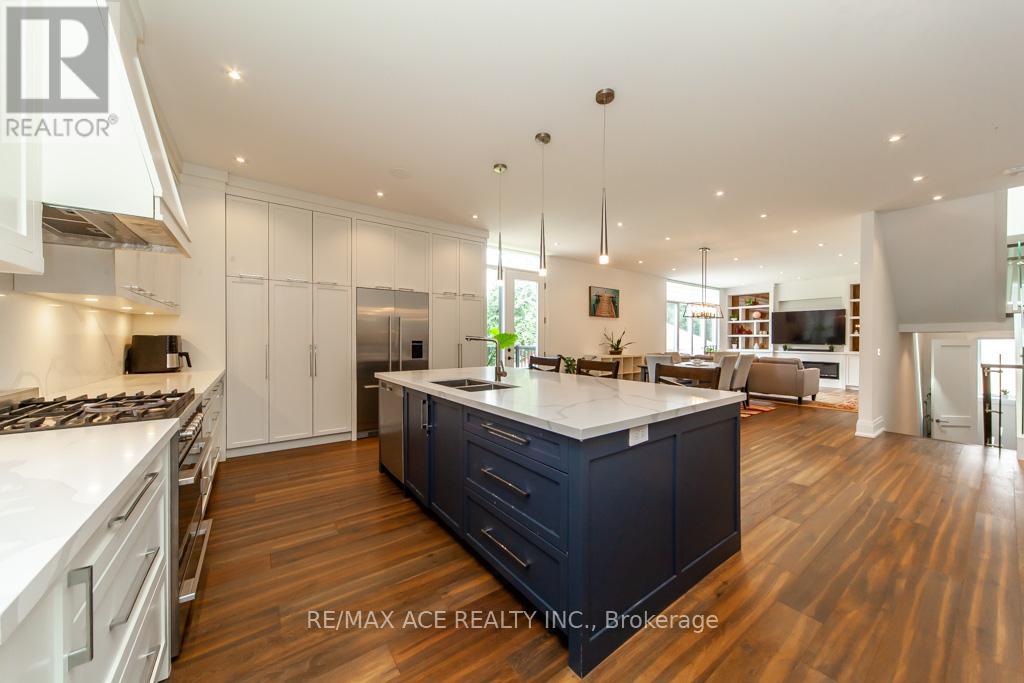 44 Muir Drive, Toronto, Ontario  M1M 3B4 - Photo 8 - E12021980