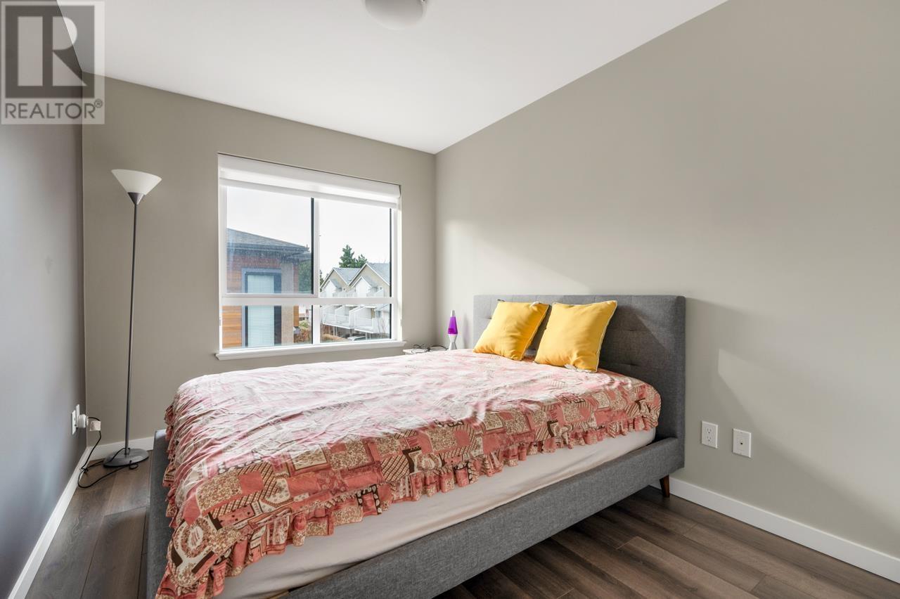 Listing Picture 16 of 24 : 13 7180 GILBERT ROAD, Richmond / 烈治文 - 魯藝地產 Yvonne Lu Group - MLS Medallion Club Member