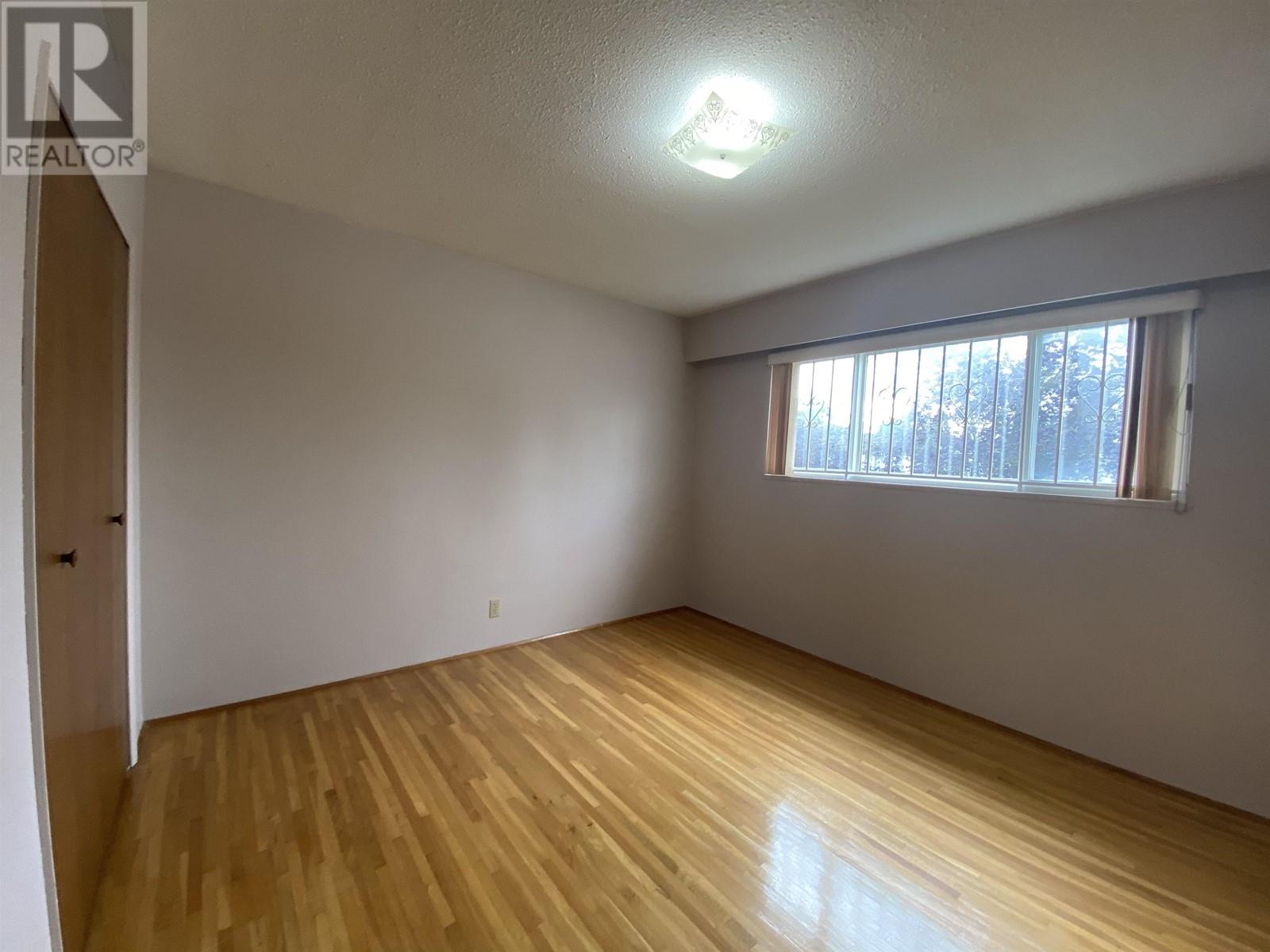 Main House 2033 E 52th Avenue, Vancouver, British Columbia  V5P 1W8 - Photo 21 - R2978252