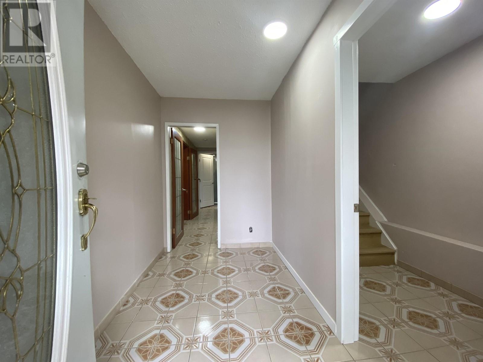 Main House 2033 E 52th Avenue, Vancouver, British Columbia  V5P 1W8 - Photo 27 - R2978252