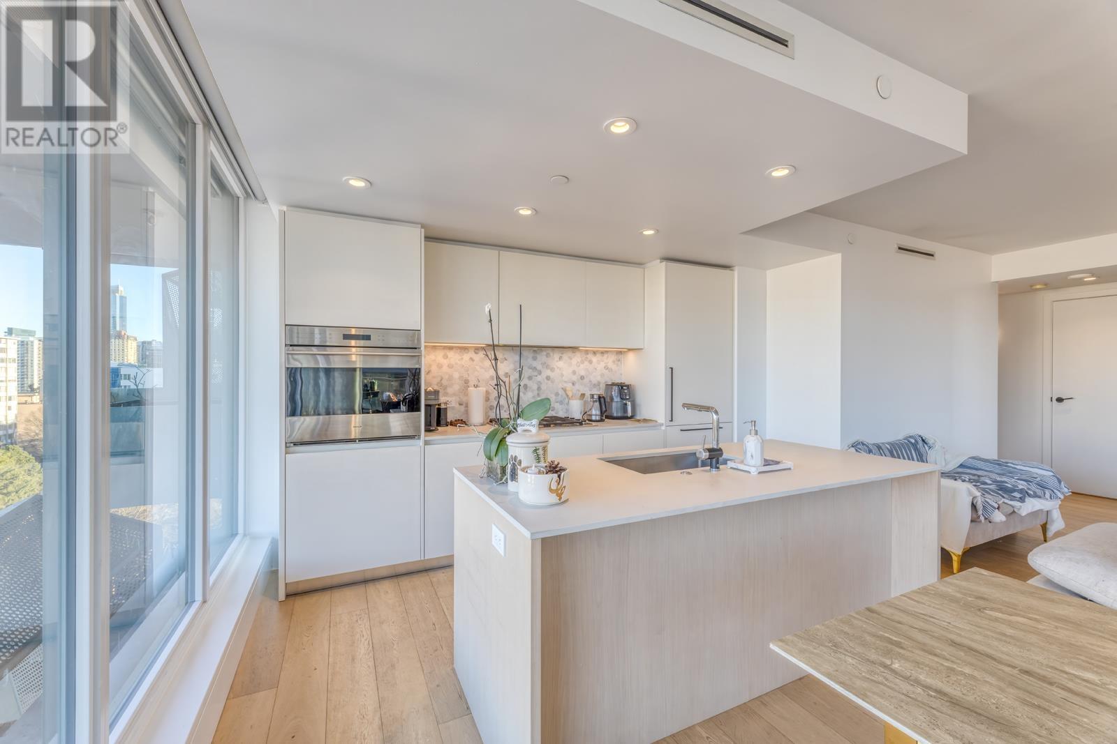 Listing Picture 7 of 22 : 1401 1365 DAVIE STREET, Vancouver / 溫哥華 - 魯藝地產 Yvonne Lu Group - MLS Medallion Club Member