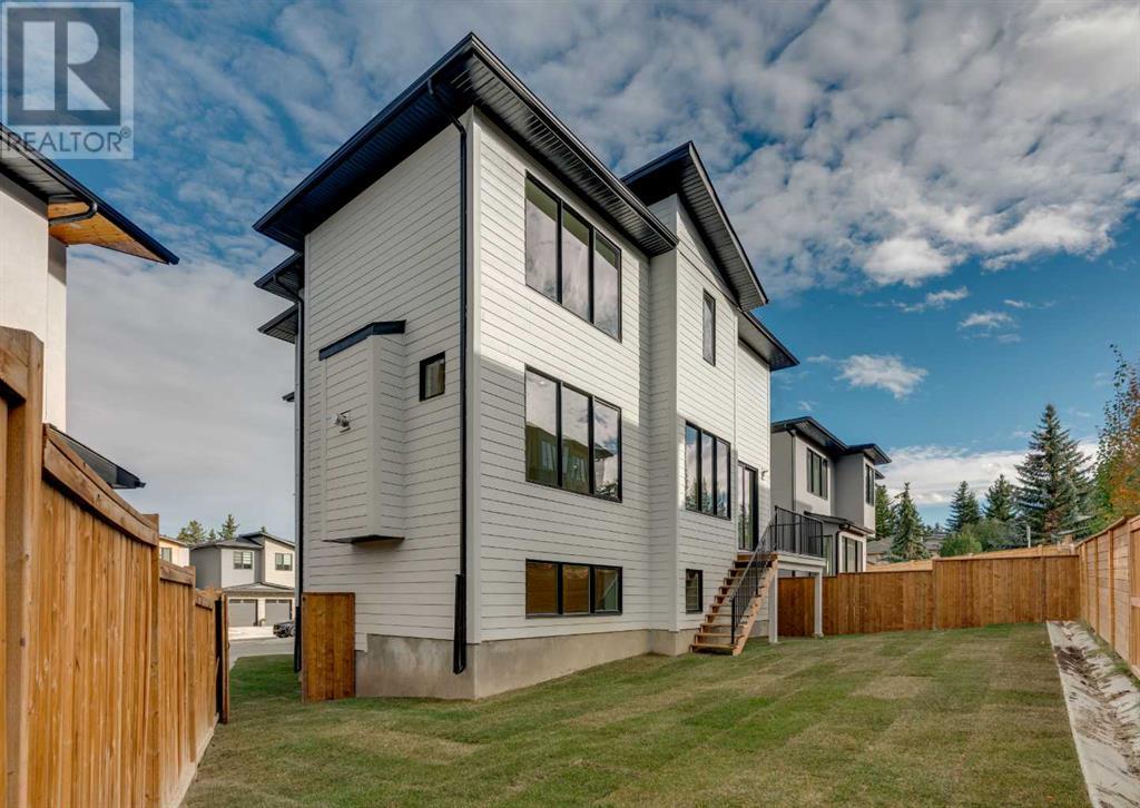 10 Straddock Bay Sw, Calgary, Alberta  T3H 2S8 - Photo 48 - A2170382