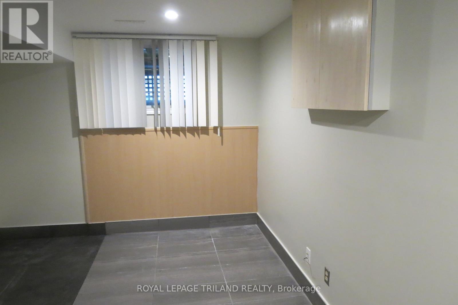 Lower - 76 Ardsley Road, London North, Ontario  N6G 3W4 - Photo 12 - X12022026