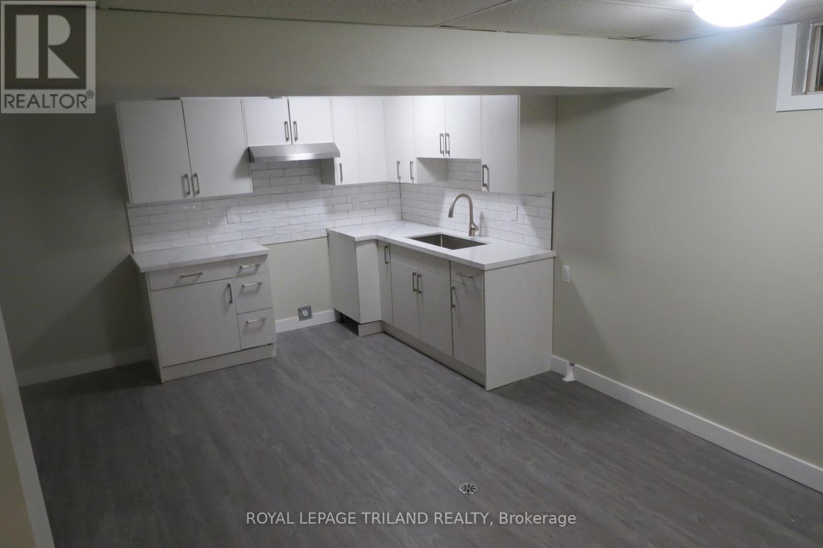 Lower - 76 Ardsley Road, London North, Ontario  N6G 3W4 - Photo 9 - X12022026