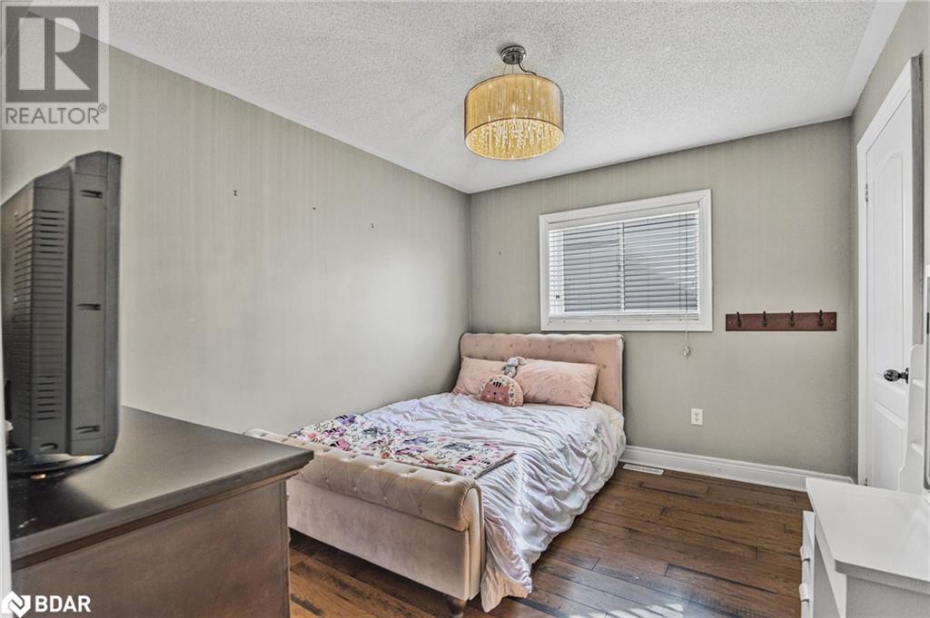 25 Regalia Way, Barrie, Ontario  L4M 7H7 - Photo 18 - 40705715