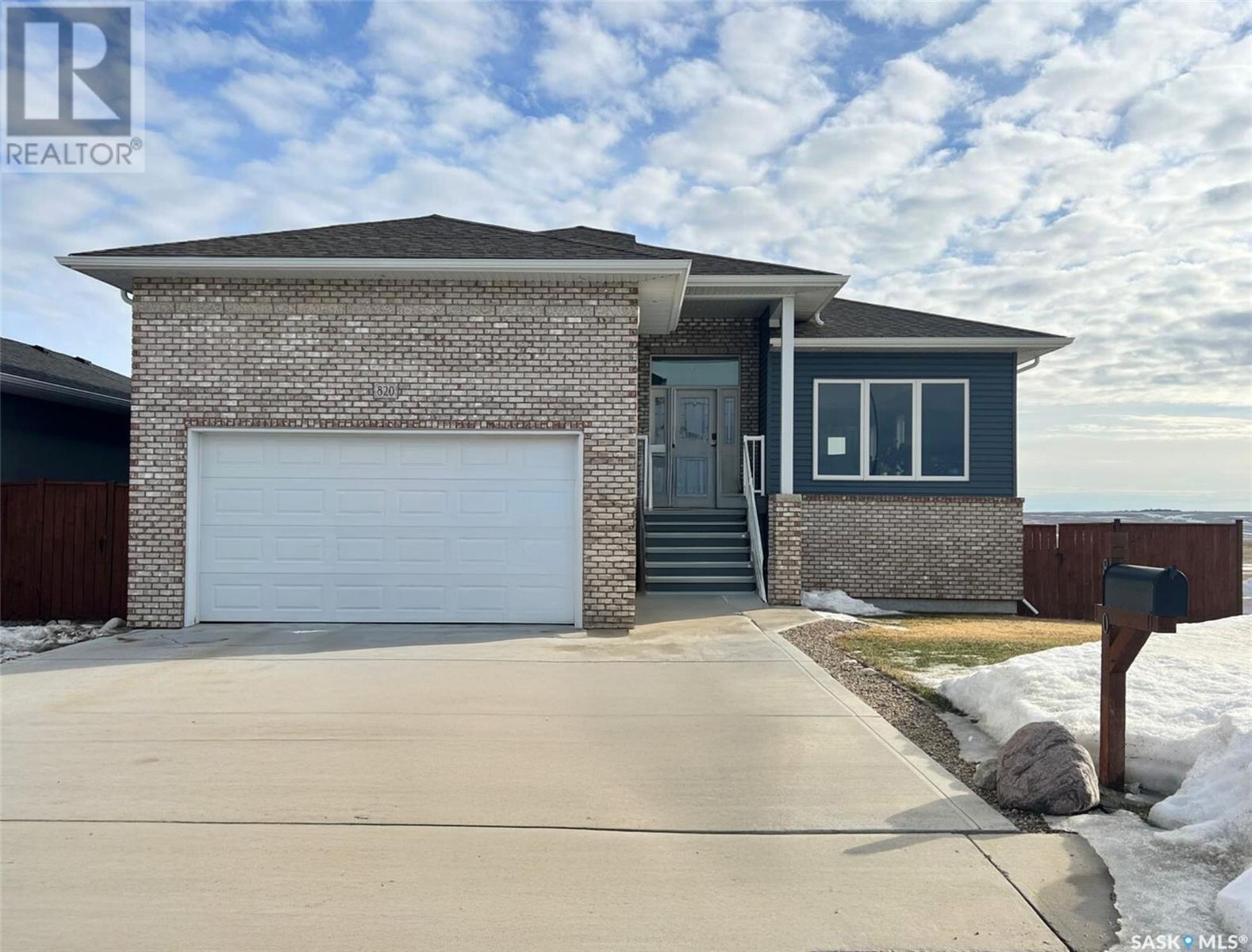 820 Hamilton DRIVE, swift current, Saskatchewan