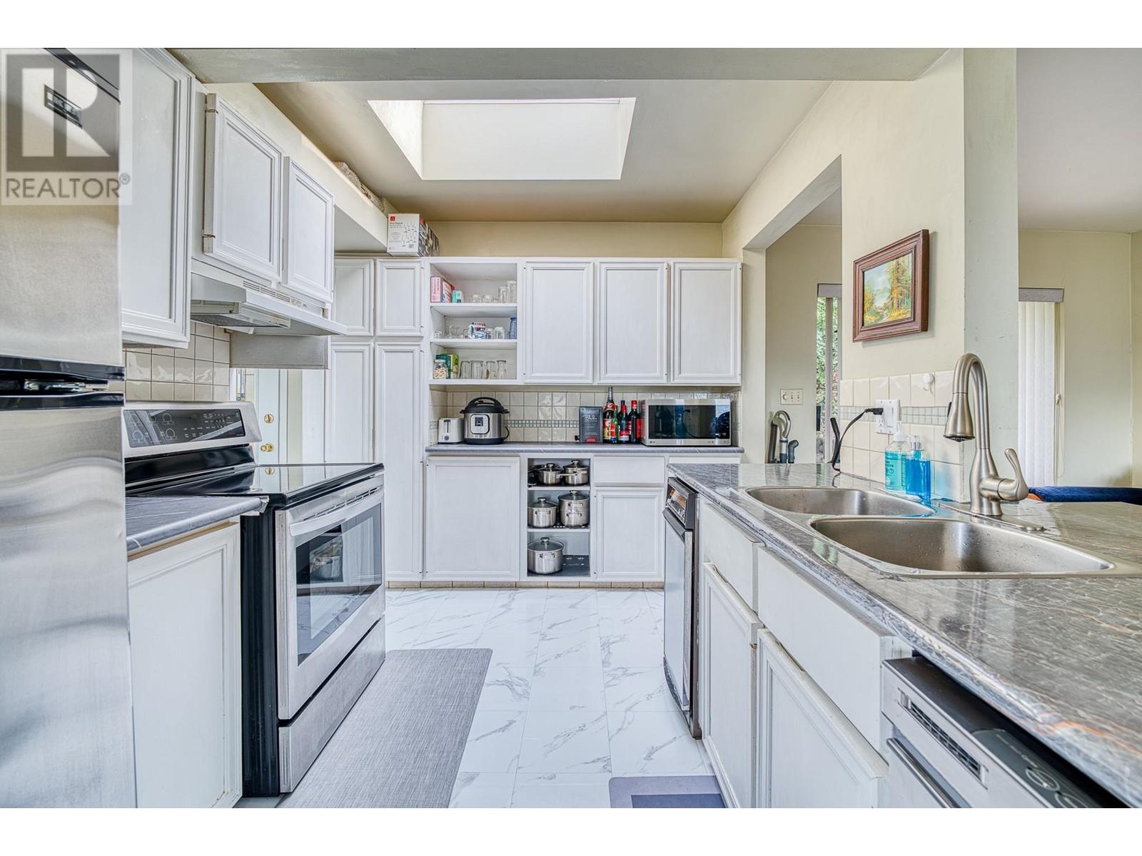 7345 Braeside Drive, Burnaby, British Columbia  V5A 1G2 - Photo 8 - R2977959