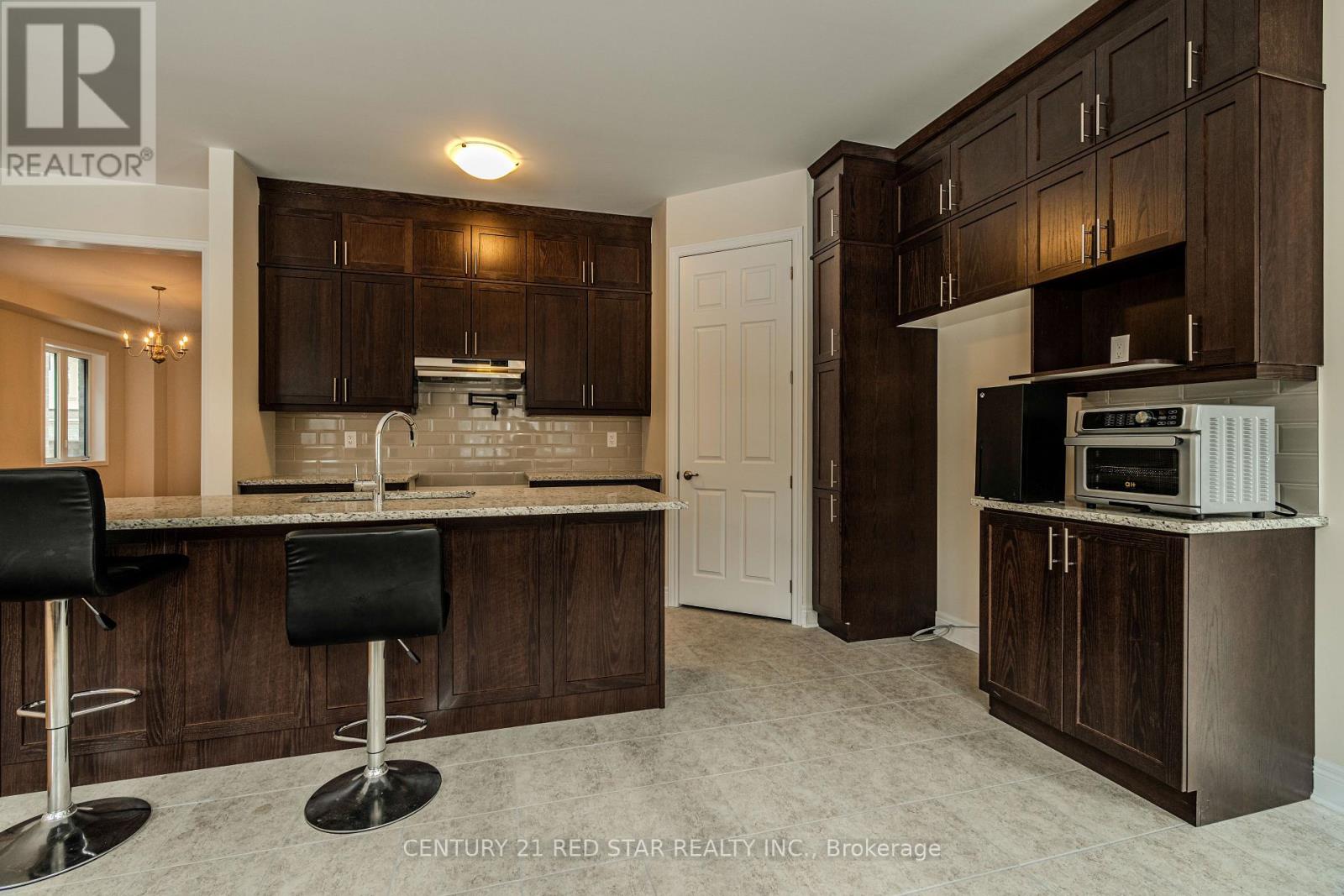 34 Icon Street, Brampton, Ontario  L6R 0B8 - Photo 13 - W12022032