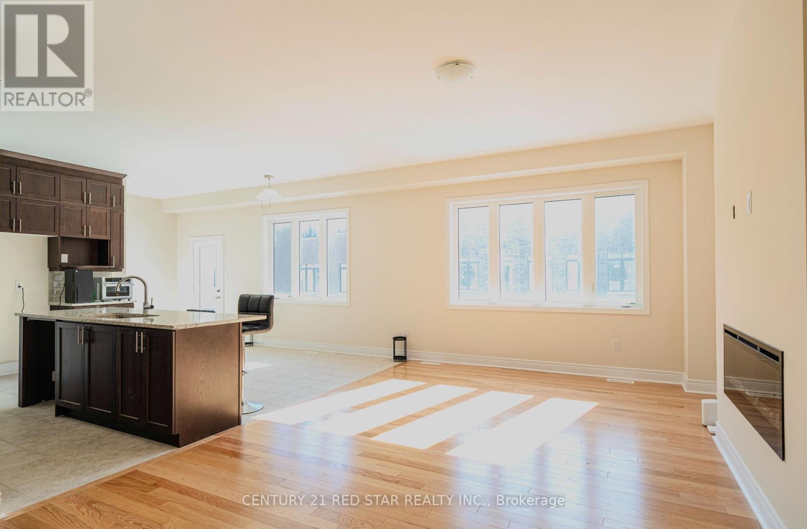 Property at 34 ICON STREET image 5