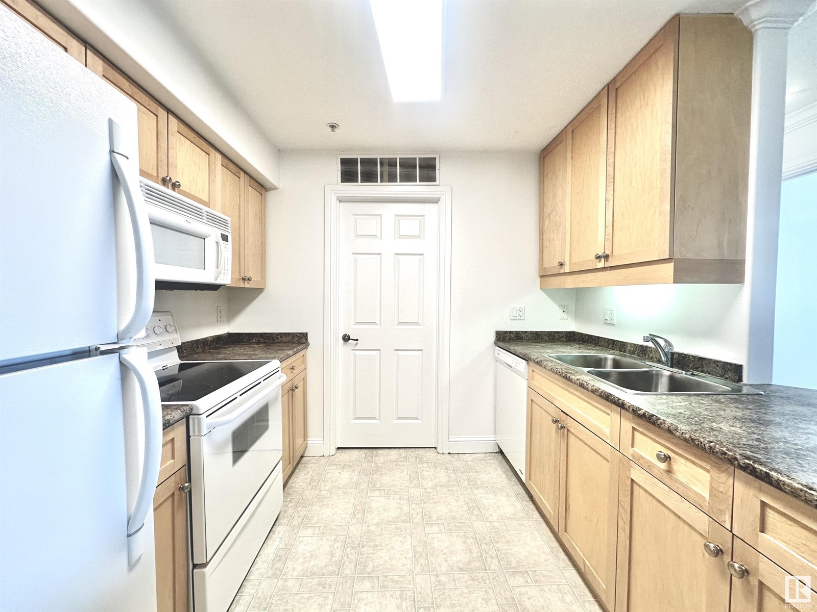 Property at #115 13005 140 AV NW image 5