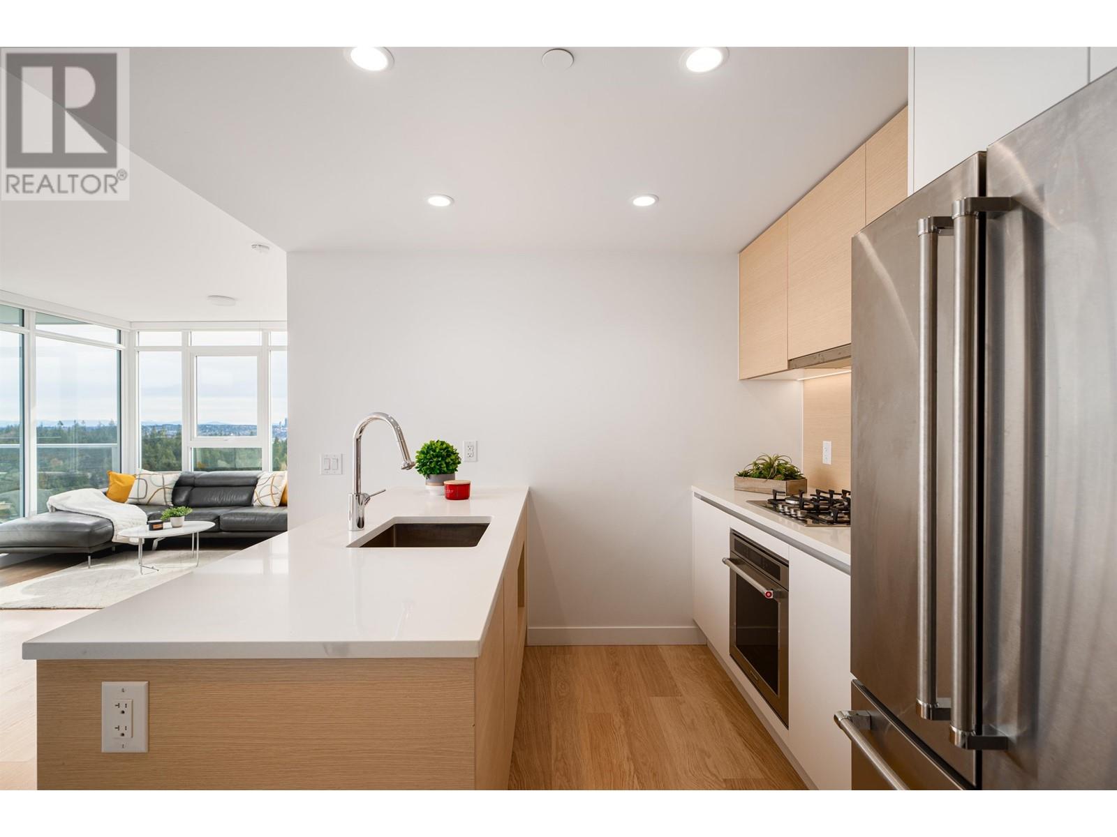 1809 525 Foster Avenue, Coquitlam, British Columbia  V3J 0H6 - Photo 10 - R2974667