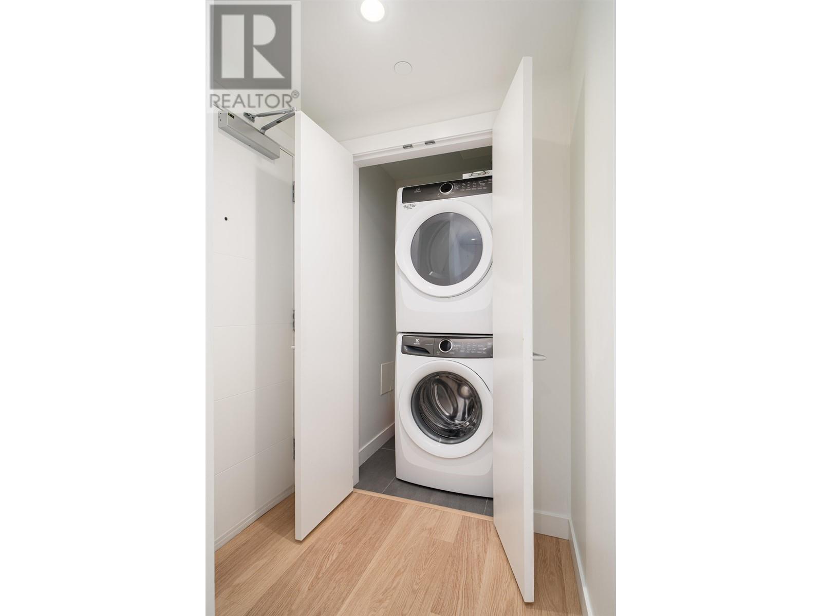 1809 525 Foster Avenue, Coquitlam, British Columbia  V3J 0H6 - Photo 25 - R2974667