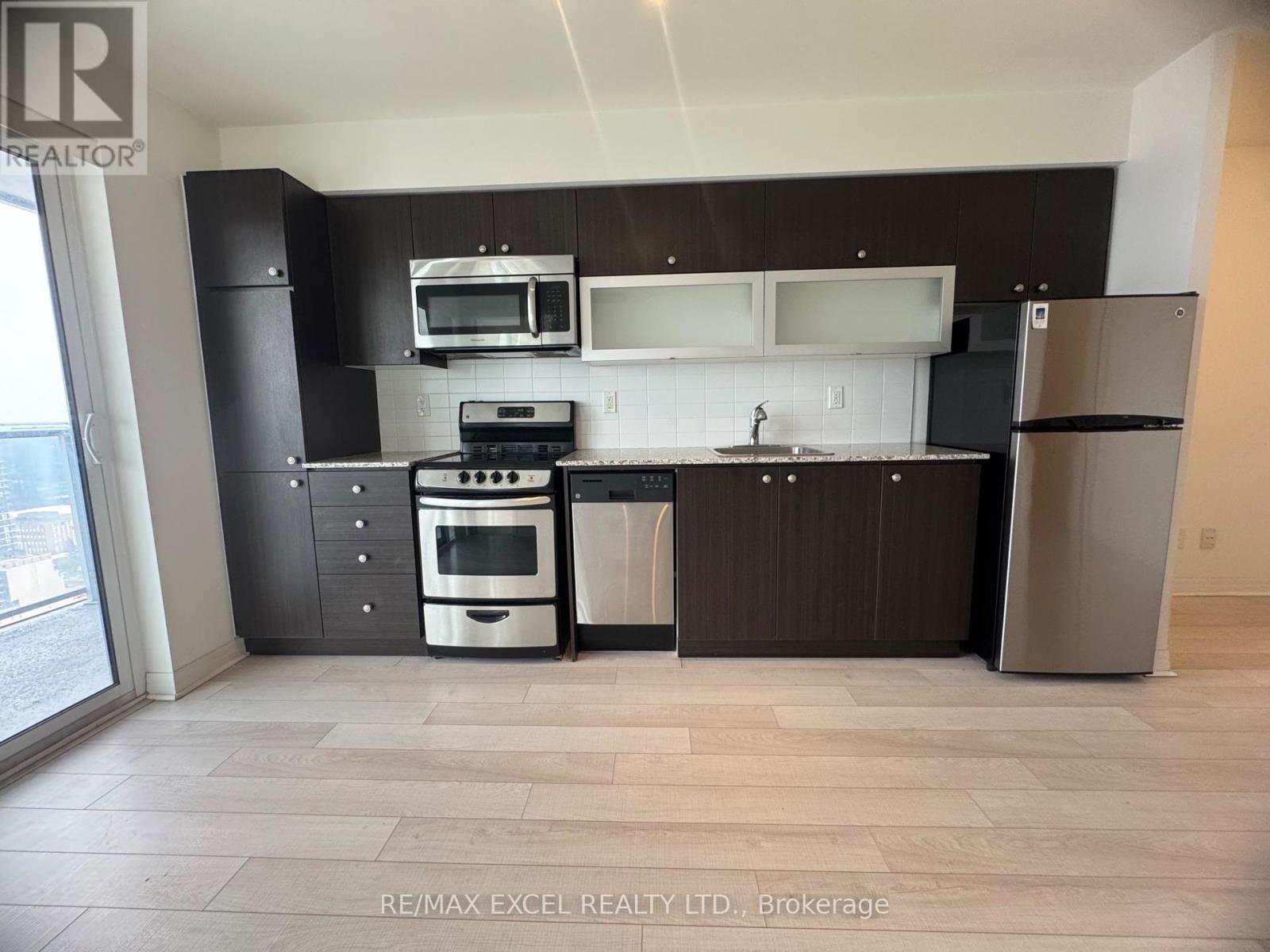 2804 - 275 Yorkland Road, Toronto (Henry Farm), Ontario  M2J 0B4 - Photo 5 - C12018318