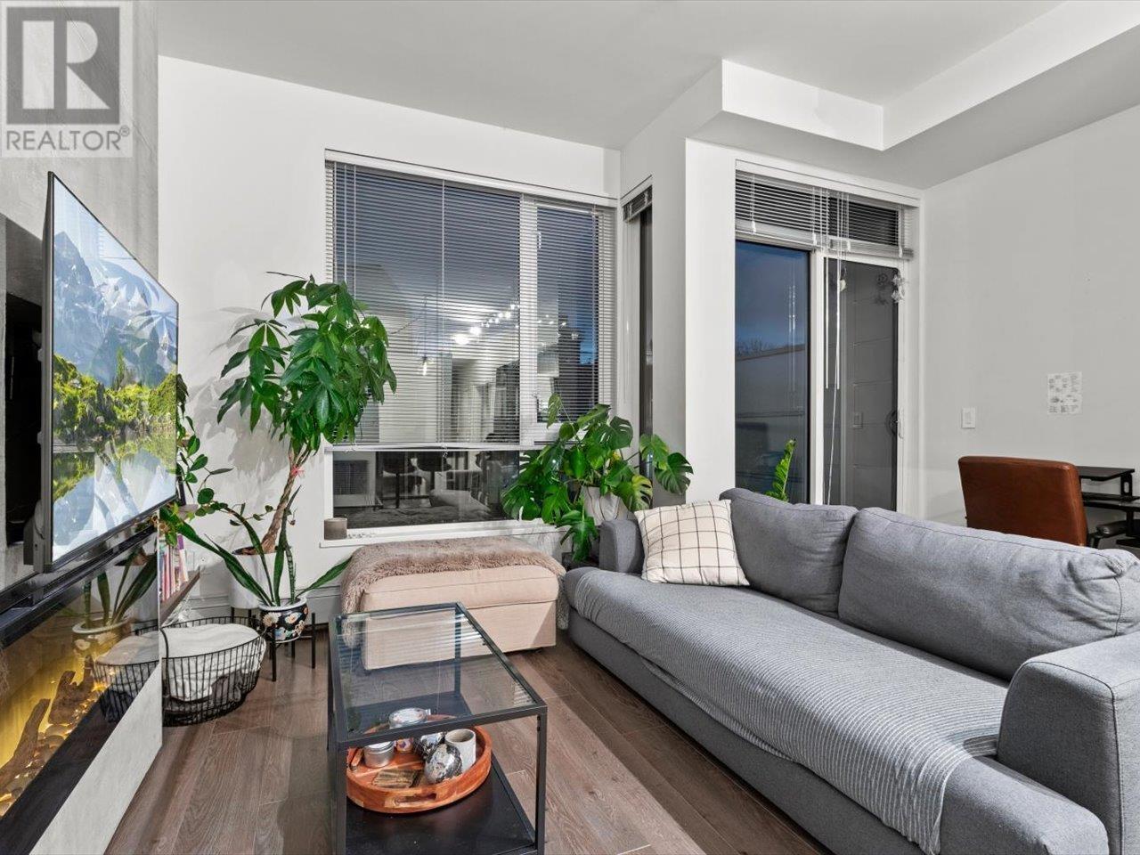 Listing Picture 12 of 29 : 701 384 E 1ST AVENUE, Vancouver / 溫哥華 - 魯藝地產 Yvonne Lu Group - MLS Medallion Club Member