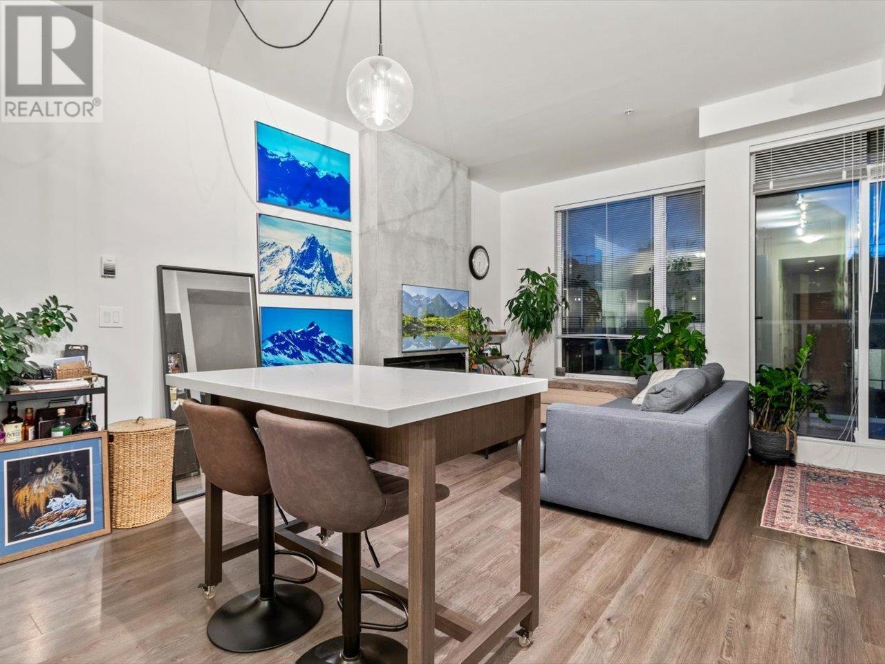 Listing Picture 10 of 29 : 701 384 E 1ST AVENUE, Vancouver / 溫哥華 - 魯藝地產 Yvonne Lu Group - MLS Medallion Club Member