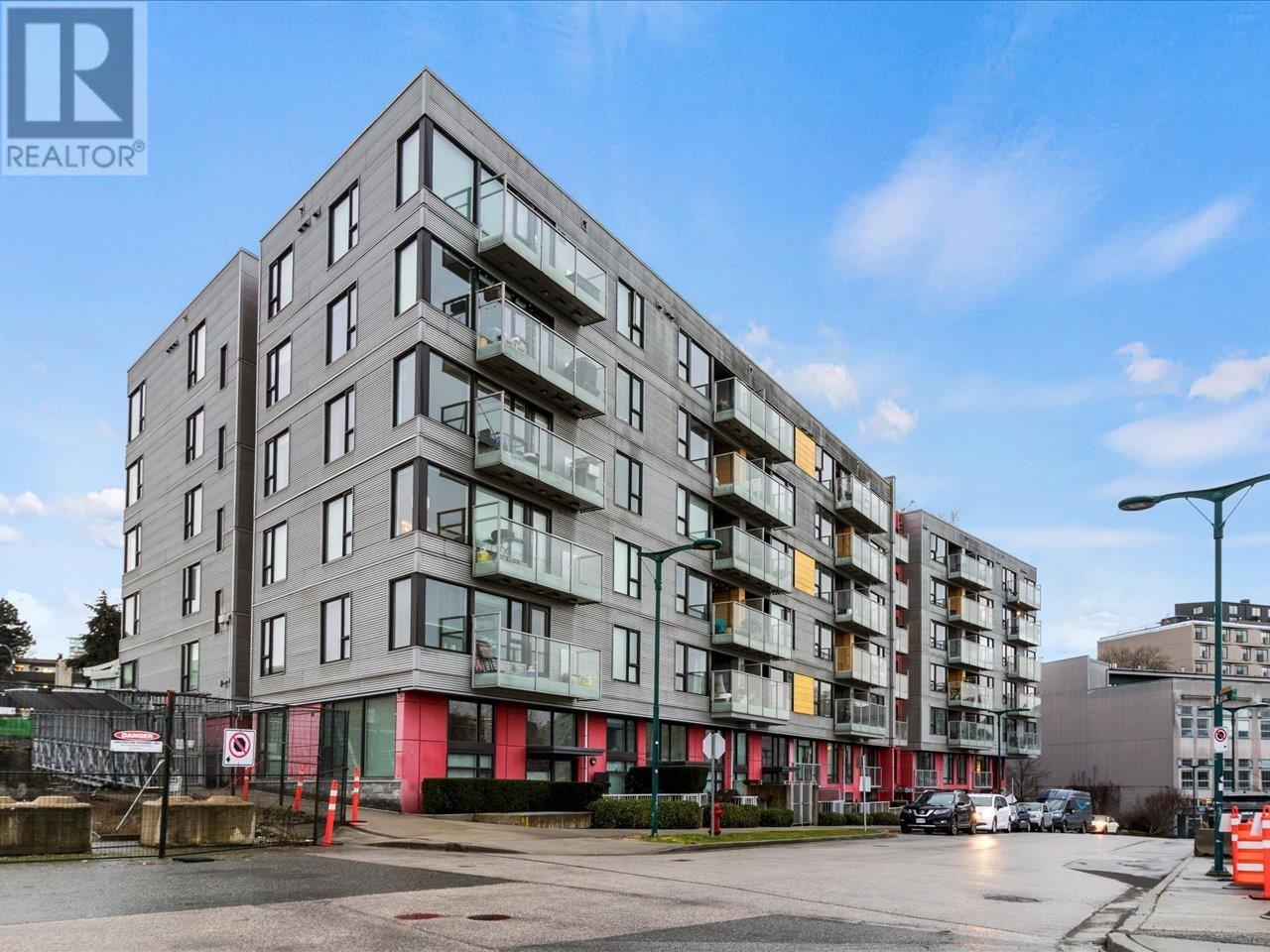 Listing Picture 26 of 29 : 701 384 E 1ST AVENUE, Vancouver / 溫哥華 - 魯藝地產 Yvonne Lu Group - MLS Medallion Club Member