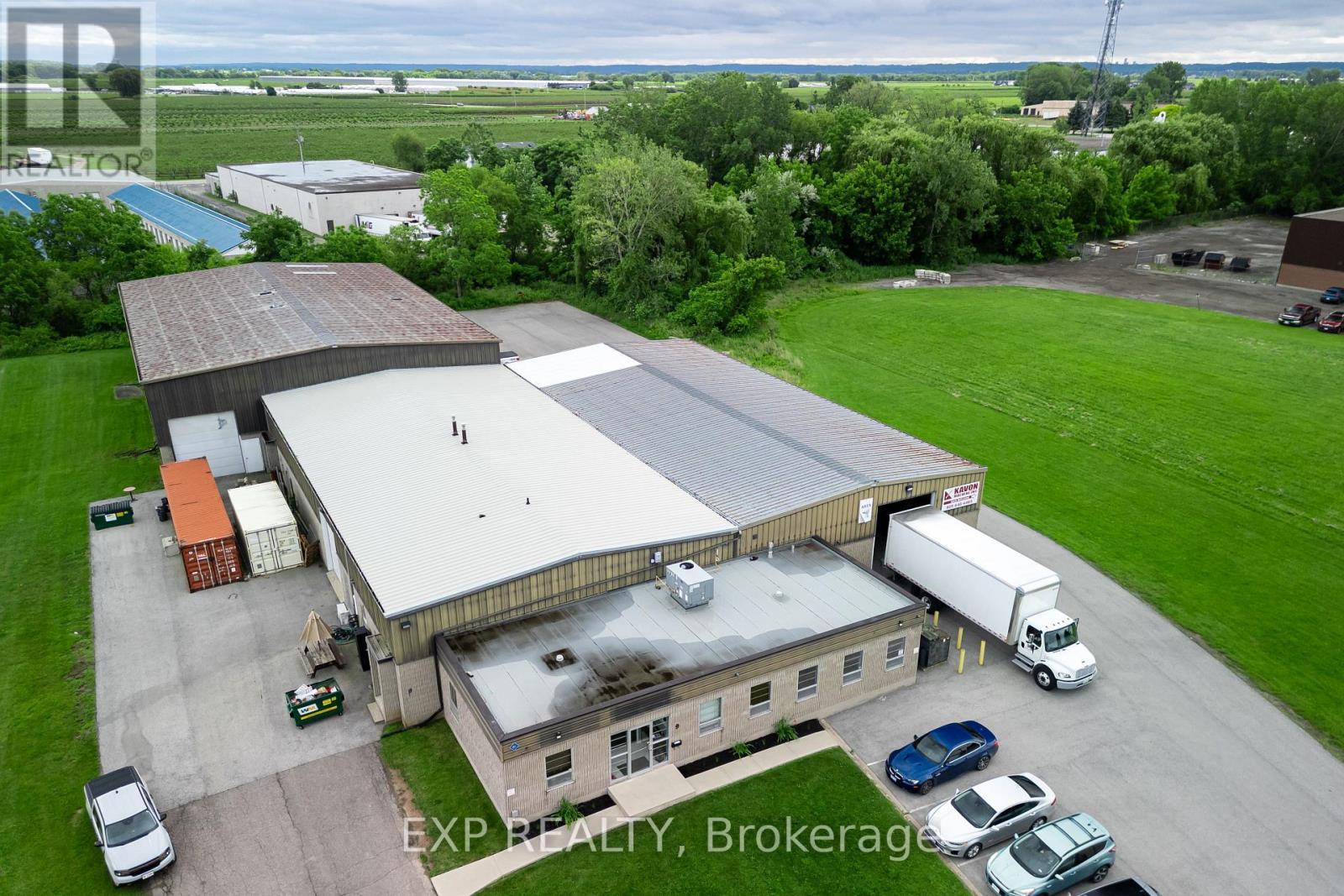 2 - 9 Keefer Road, St. Catharines, Ontario  L2M 6K4 - Photo 6 - X12022106