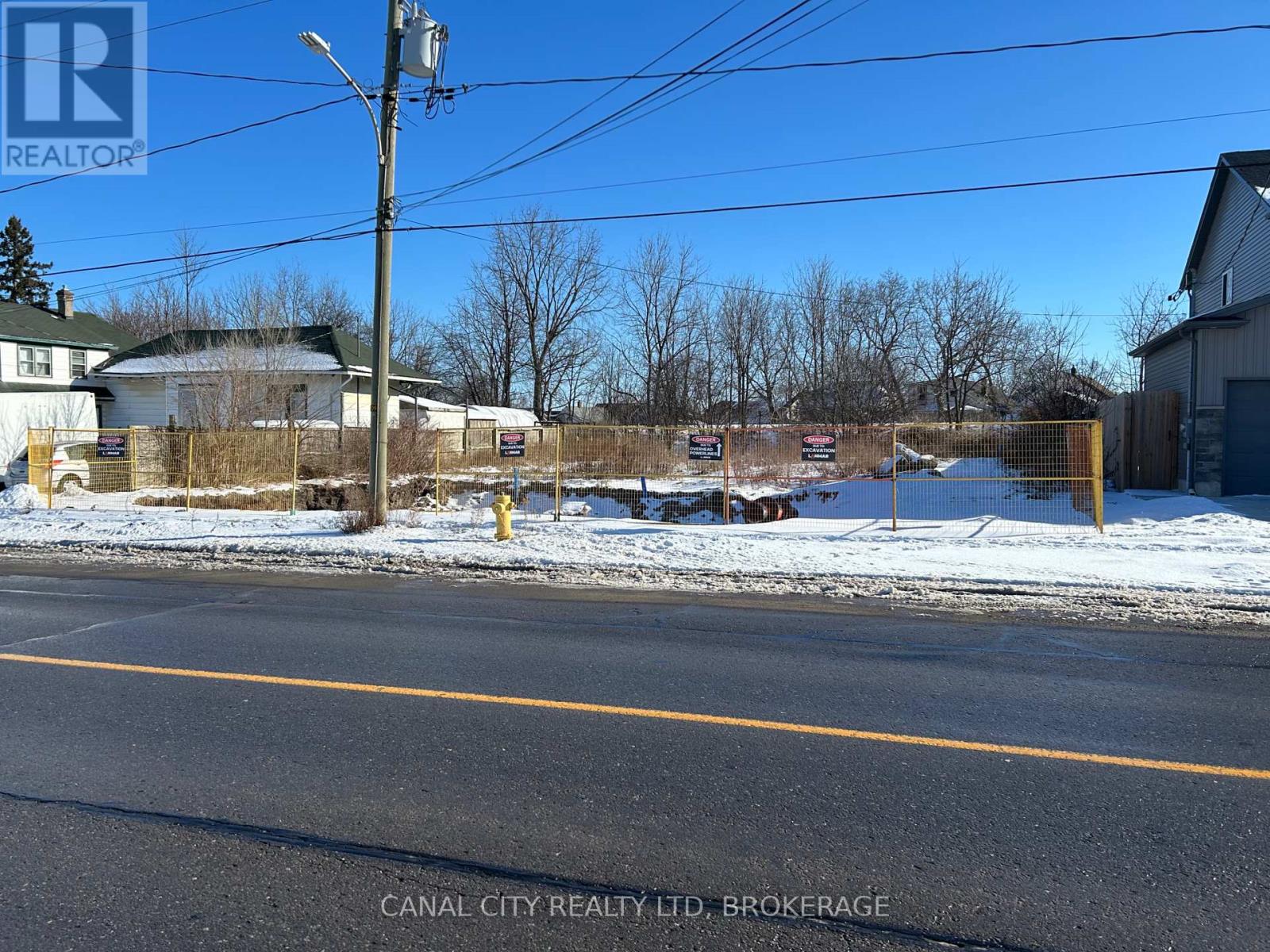 228 Allanburg Road, Thorold (Allanburg/thorold South), Ontario  L2V 1A3 - Photo 2 - X12022116