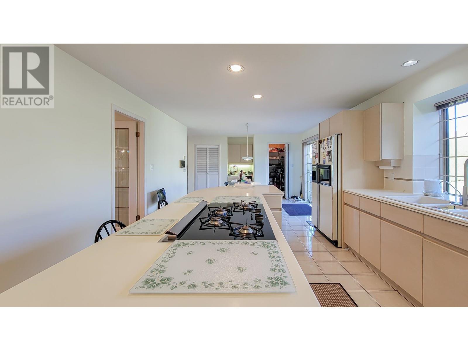 1339 W 48th Avenue, Vancouver, British Columbia  V6M 2N8 - Photo 11 - R2976708