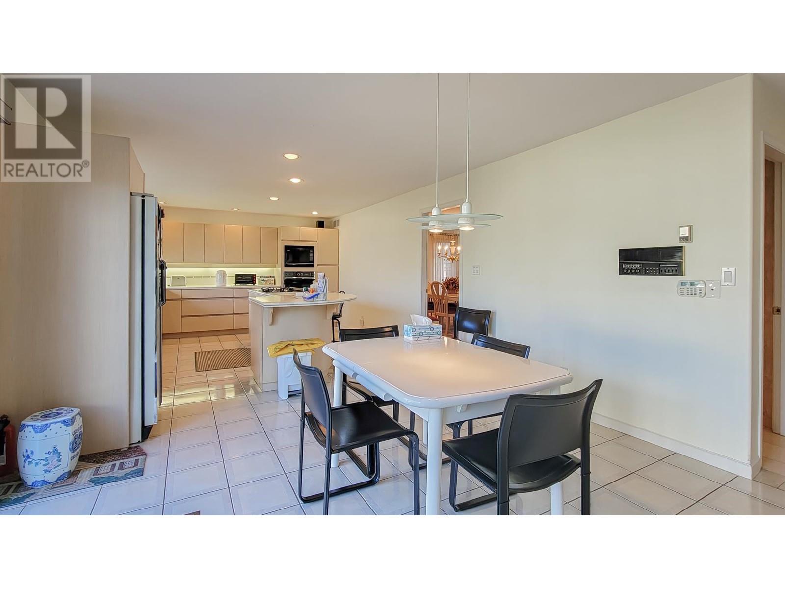 1339 W 48th Avenue, Vancouver, British Columbia  V6M 2N8 - Photo 14 - R2976708