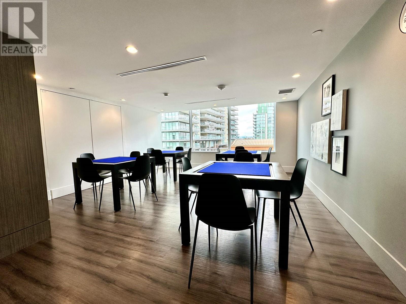 Listing Picture 18 of 27 : 903 5508 HOLLYBRIDGE WAY, Richmond / 烈治文 - 魯藝地產 Yvonne Lu Group - MLS Medallion Club Member