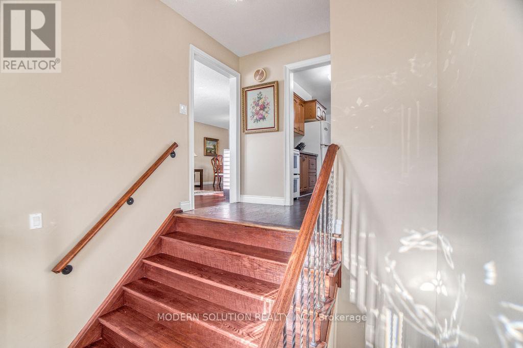 Property at 477 FENDALTON STREET image 3