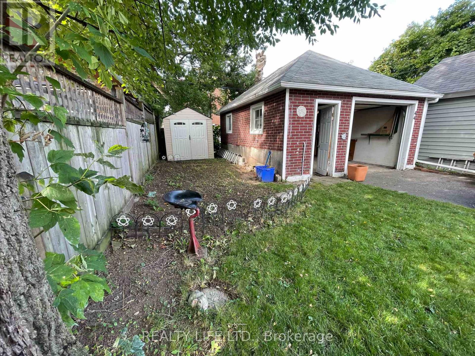 44 Twentieth Street, Toronto, Ontario  M8V 3L6 - Photo 23 - W12022138