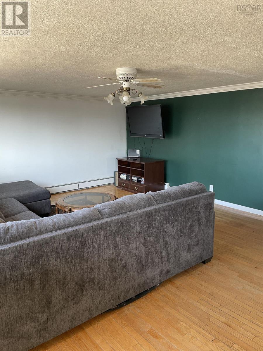 19 Chemin Bichoure Rd. Road, Chéticamp, Nova Scotia  B0E 1H0 - Photo 14 - 202504970