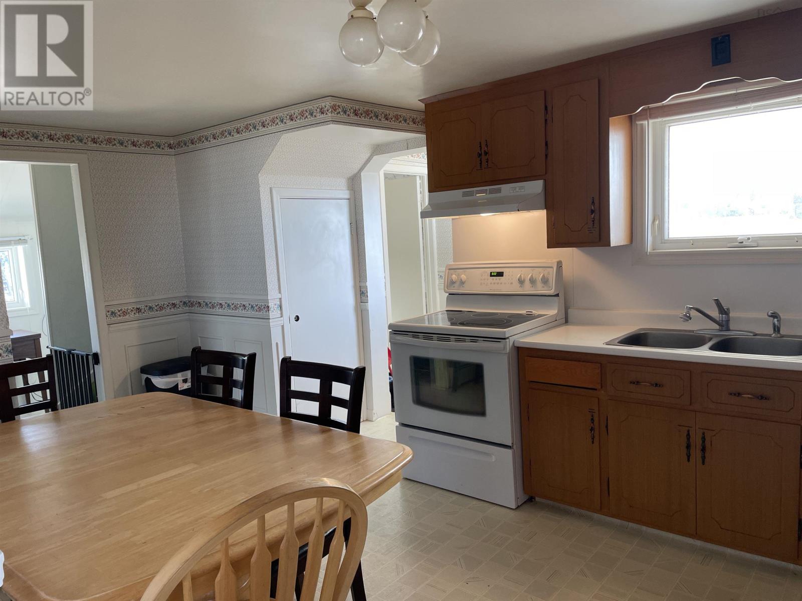 19 Chemin Bichoure Rd. Road, Chéticamp, Nova Scotia  B0E 1H0 - Photo 8 - 202504970