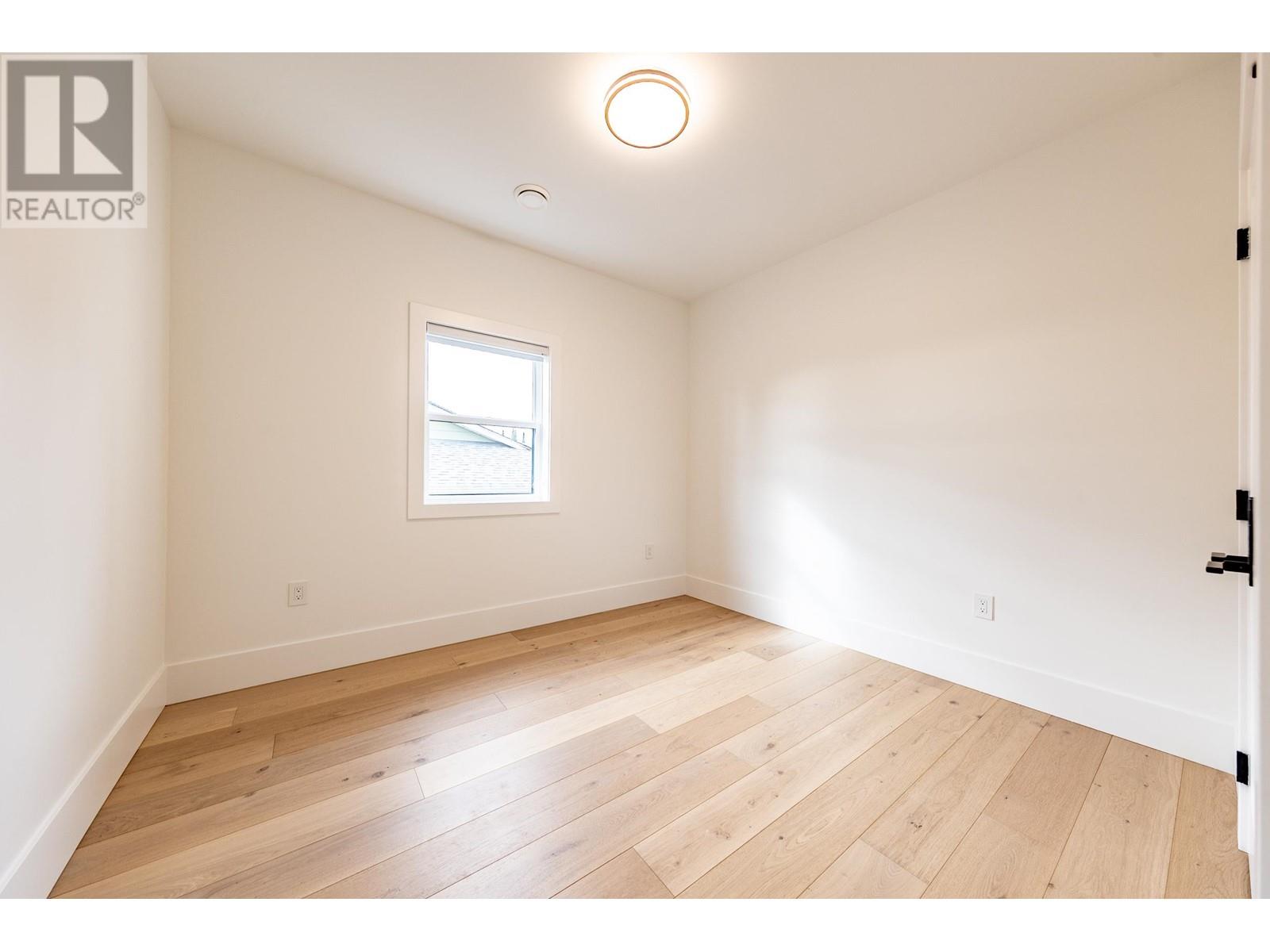 101 941 Dansey Avenue, Coquitlam, British Columbia  V3K 3G1 - Photo 15 - R2973133