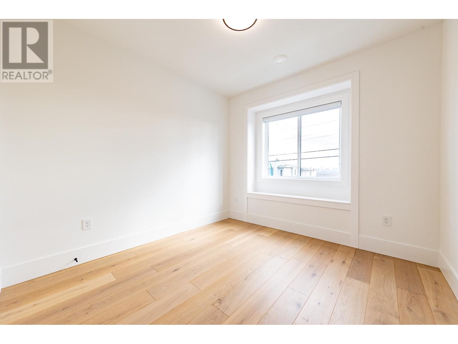 101 941 Dansey Avenue, Coquitlam, British Columbia  V3K 3G1 - Photo 16 - R2973133