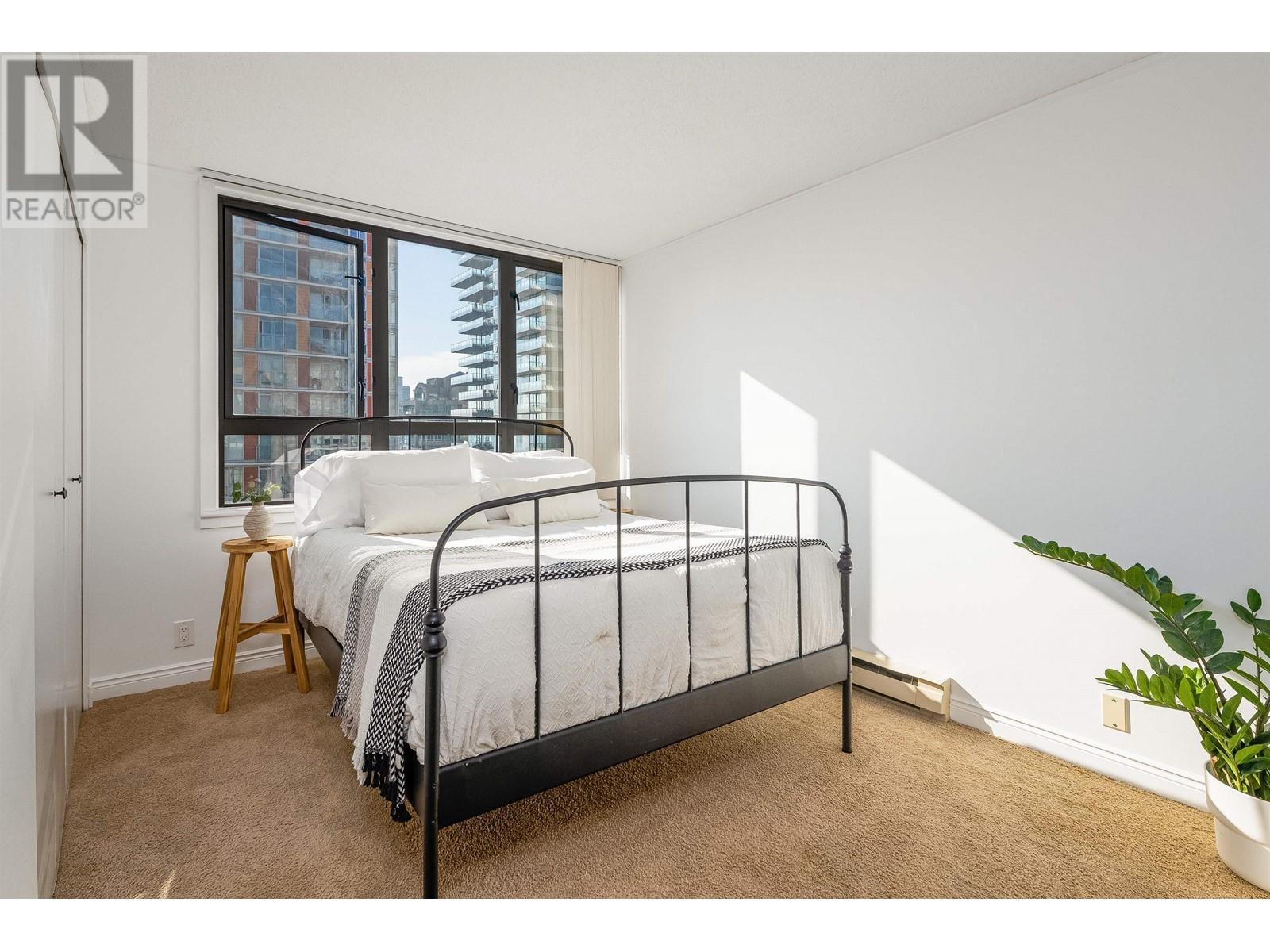 1705 789 Drake Street, Vancouver, British Columbia  V6Z 2N7 - Photo 12 - R2978042