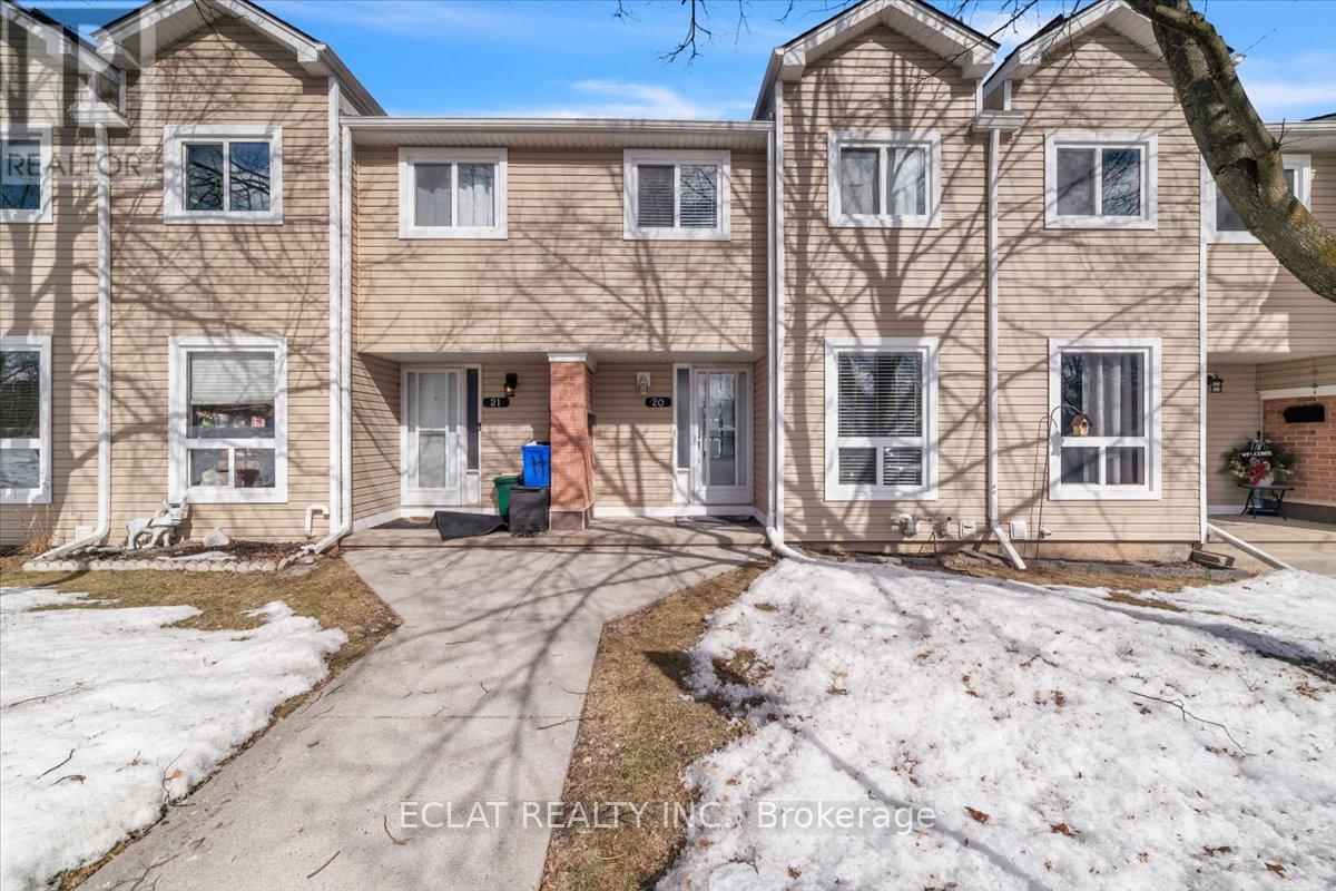 Property at 20 - 160 RITTENHOUSE ROAD S image 2