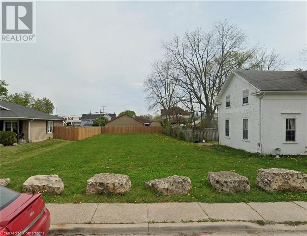 17 John St, Hagersville, Ontario  N0A 1H0 - Photo 2 - 40706898