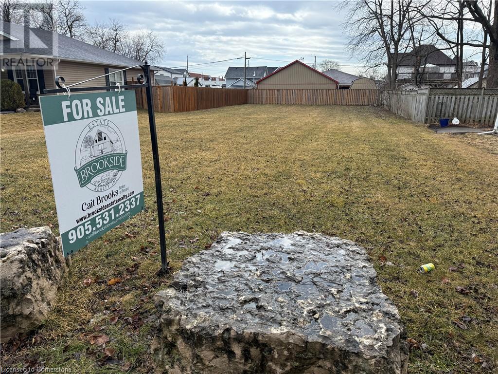 17 John St, Hagersville, Ontario  N0A 1H0 - Photo 3 - 40706898