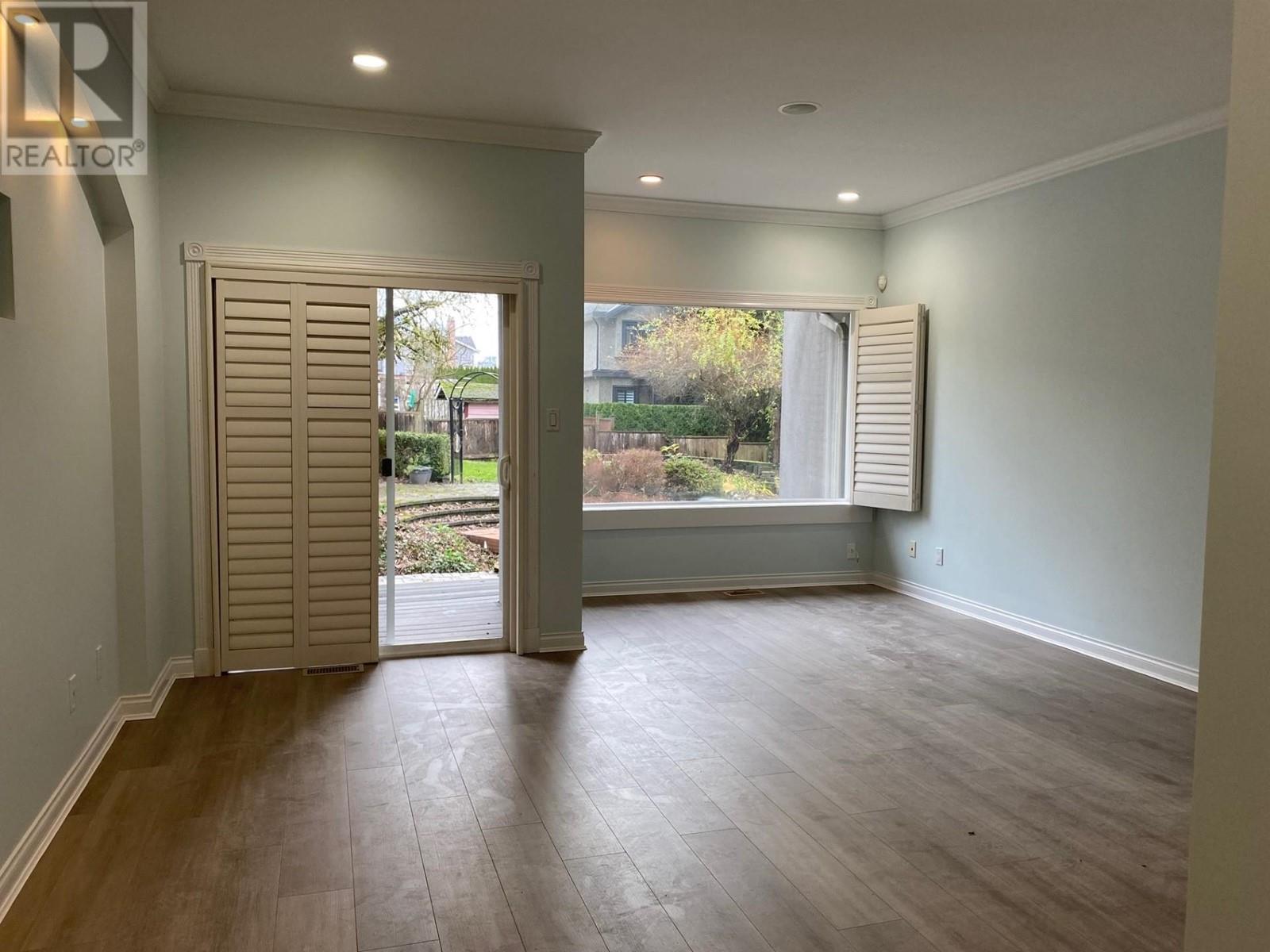 3556 Lakedale Avenue, Burnaby, British Columbia  V5A 3E3 - Photo 8 - R2950073