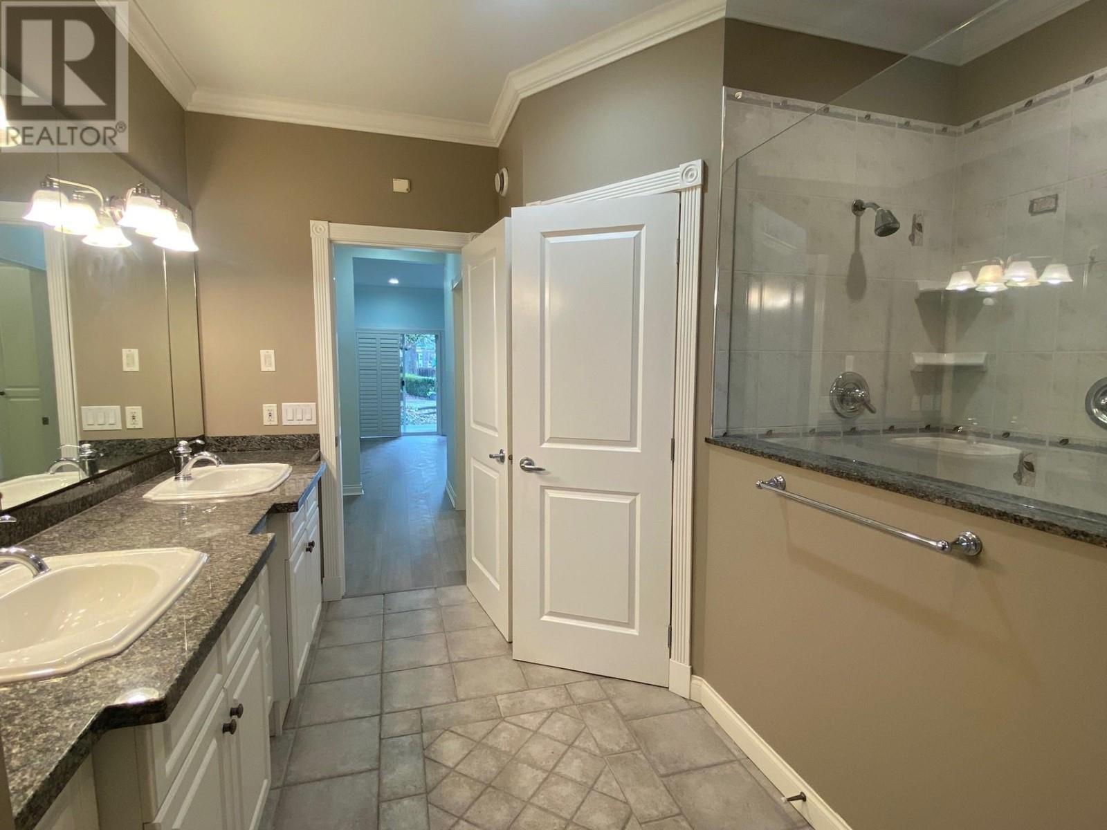 3556 Lakedale Avenue, Burnaby, British Columbia  V5A 3E3 - Photo 10 - R2950073