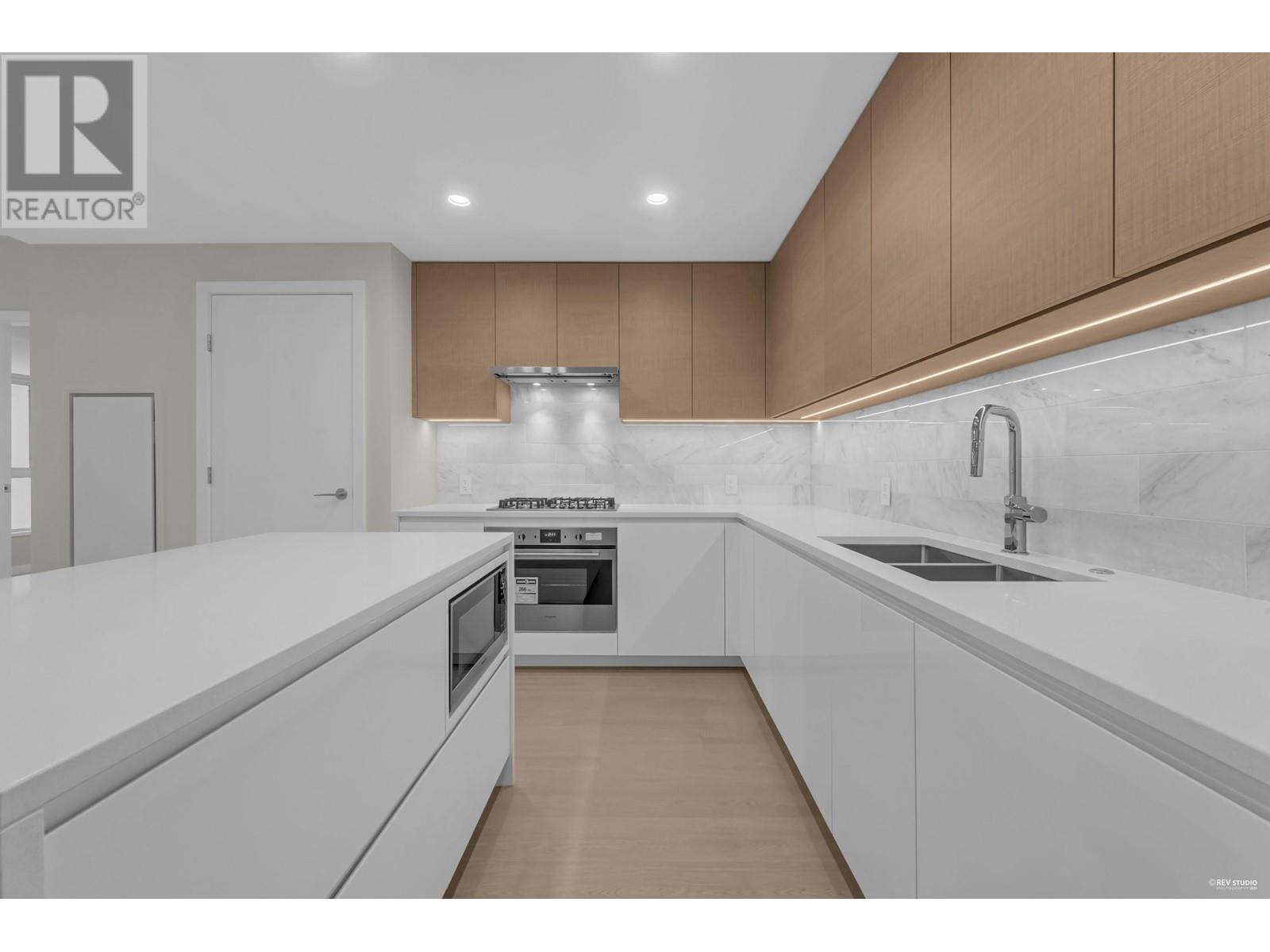 906 4168 Lougheed Highway, Burnaby, British Columbia  V5C 0N9 - Photo 4 - R2970879