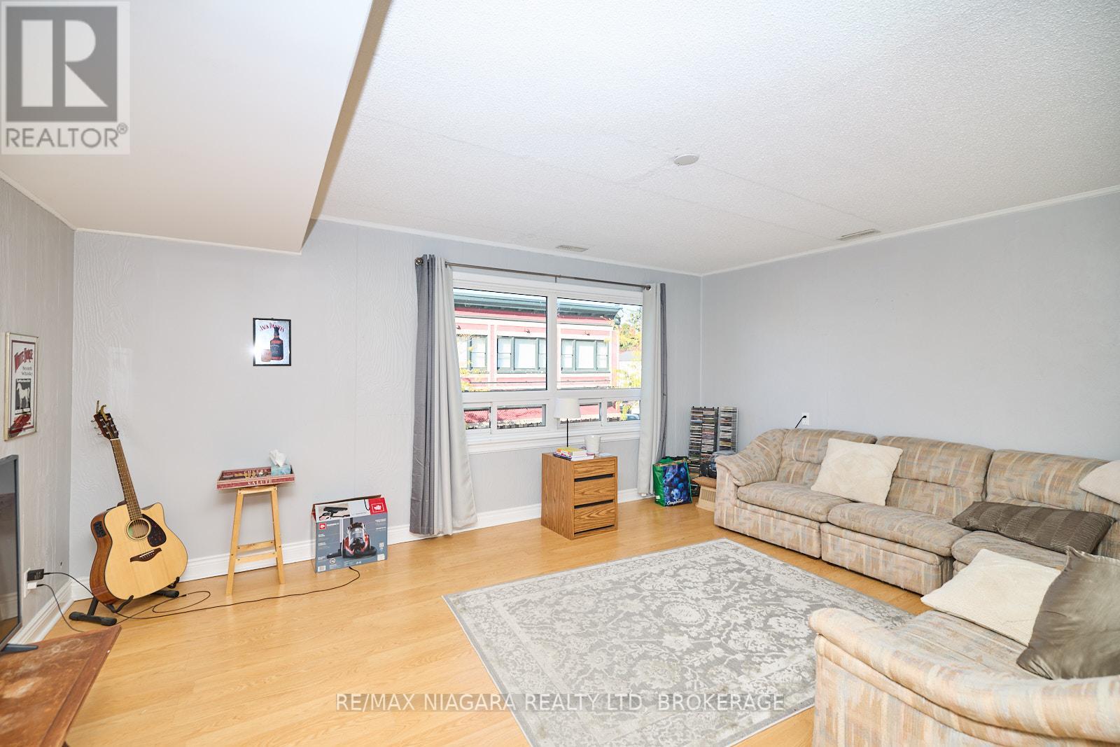 314 Ridge Road N, Fort Erie, Ontario  L0S 1N0 - Photo 5 - X12022225