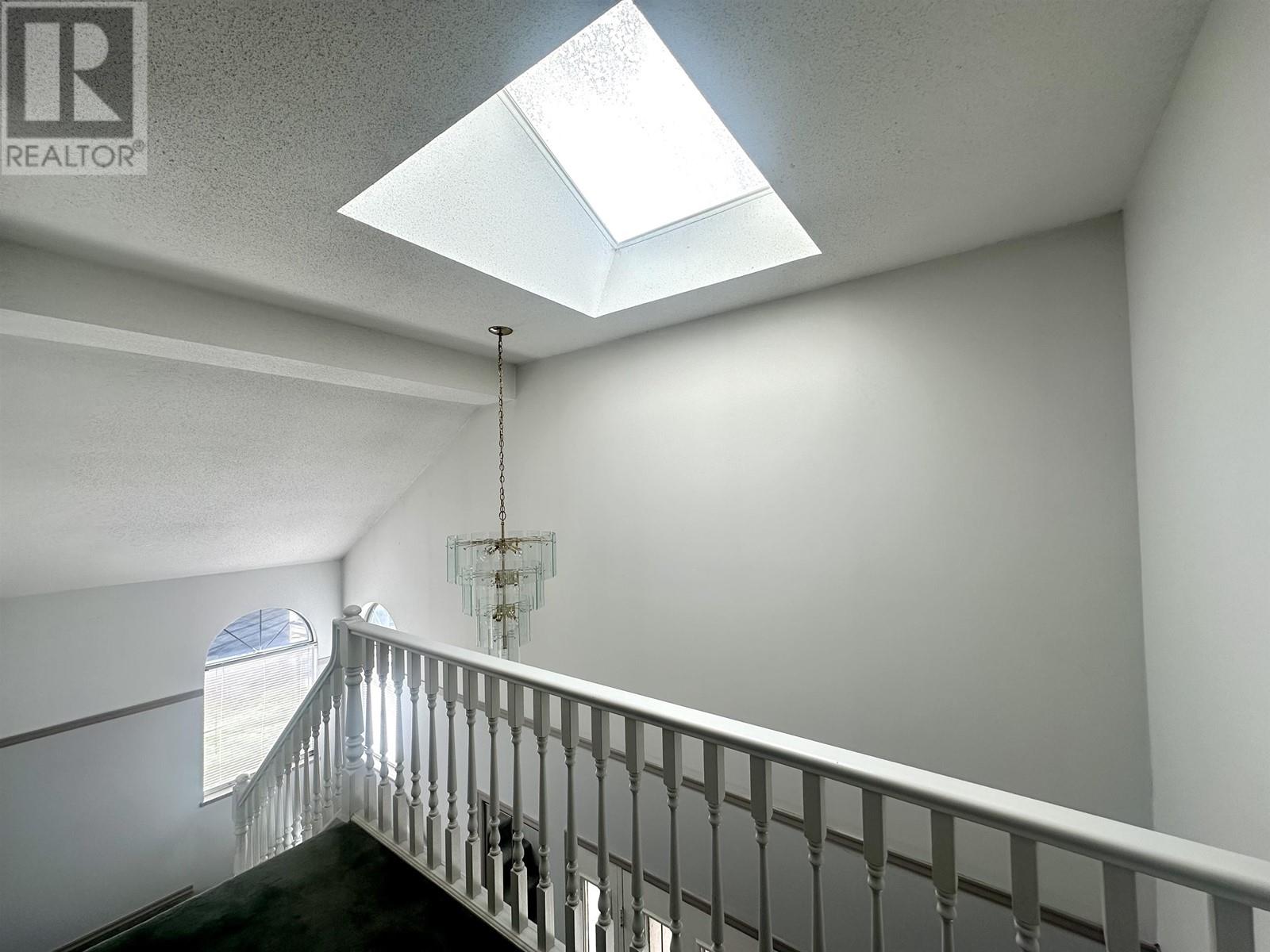 Listing Picture 20 of 34 : 9300 AUBURN DRIVE, Richmond / 烈治文 - 魯藝地產 Yvonne Lu Group - MLS Medallion Club Member